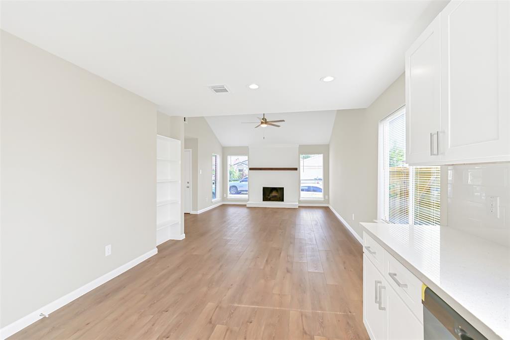 6334 Cambridge Glen Lane
