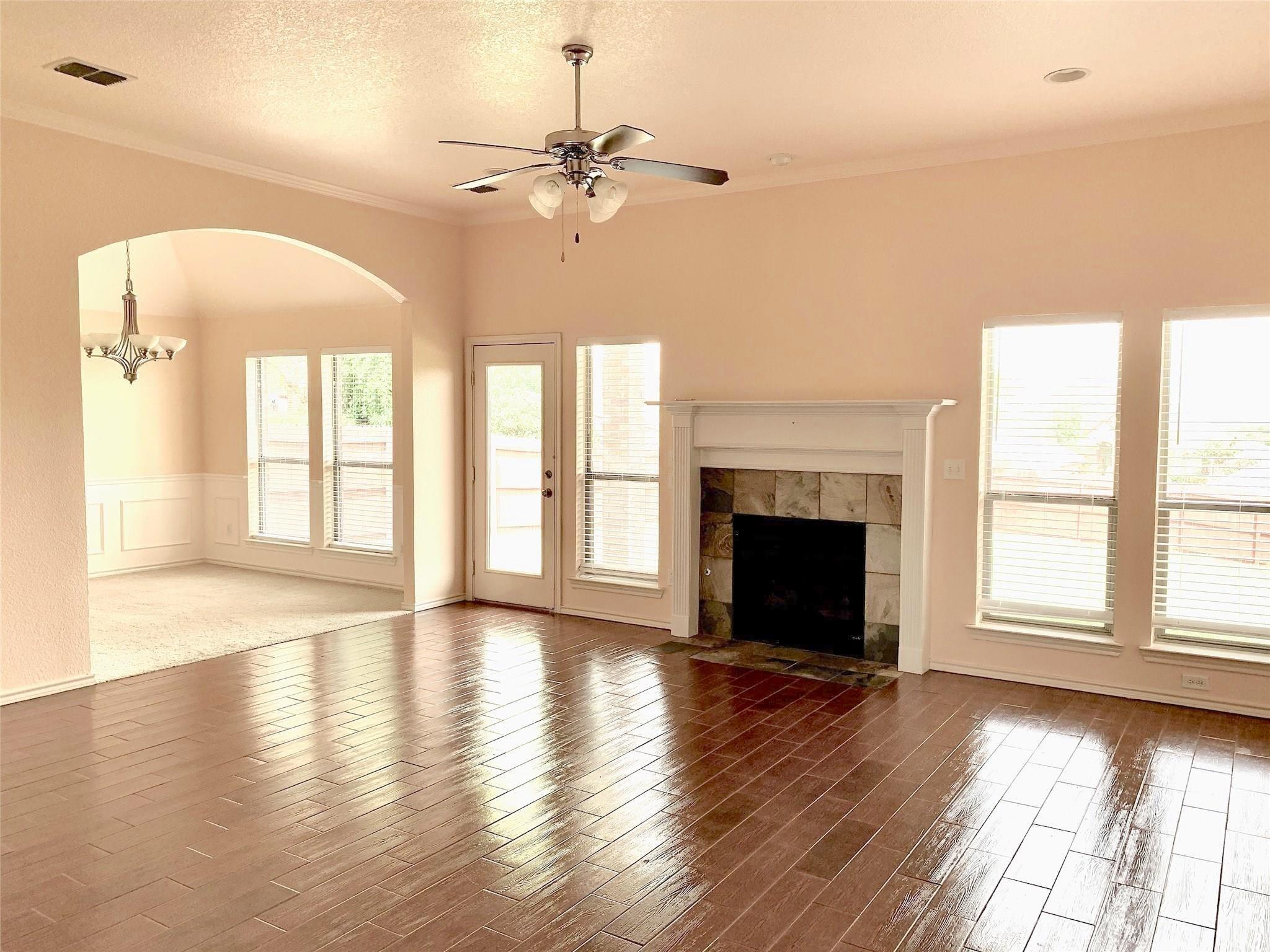 10954 Live Oak Creek Drive