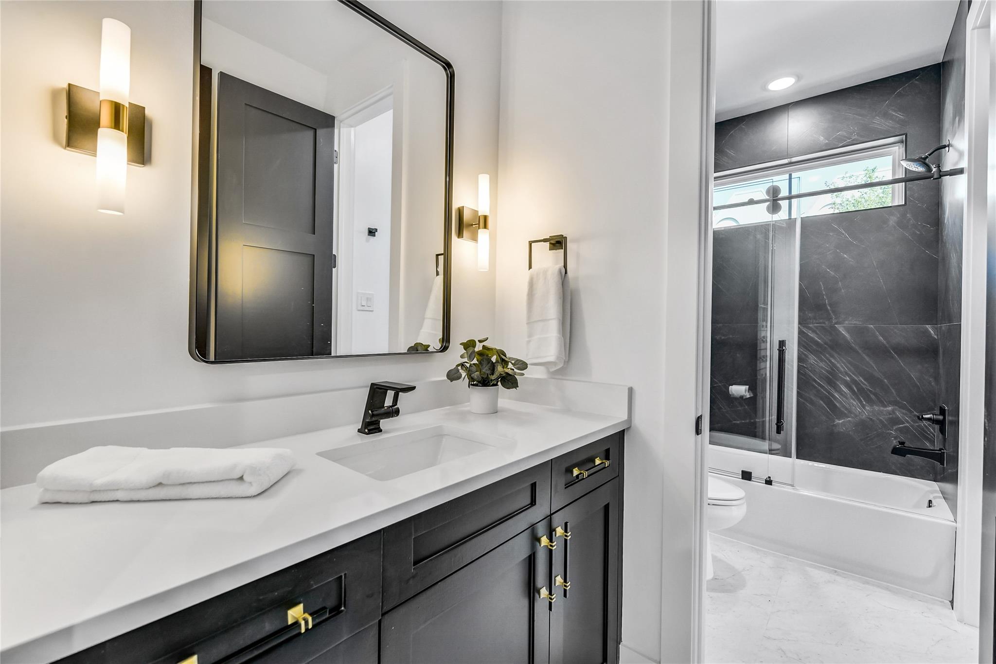 1907 Lauderdale Street, Houston