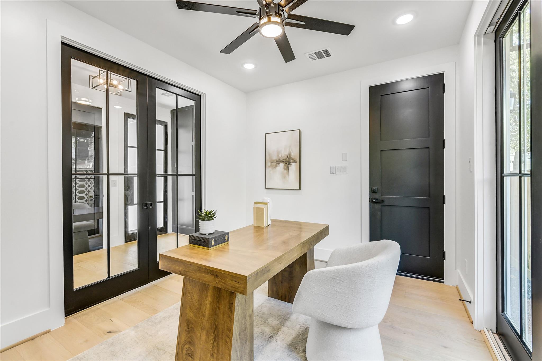 1907 Lauderdale Street, Houston