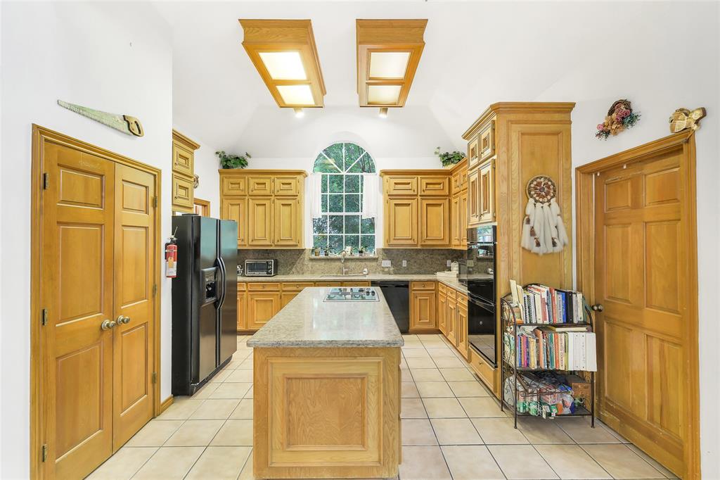 23 Golden Sunset Circle
