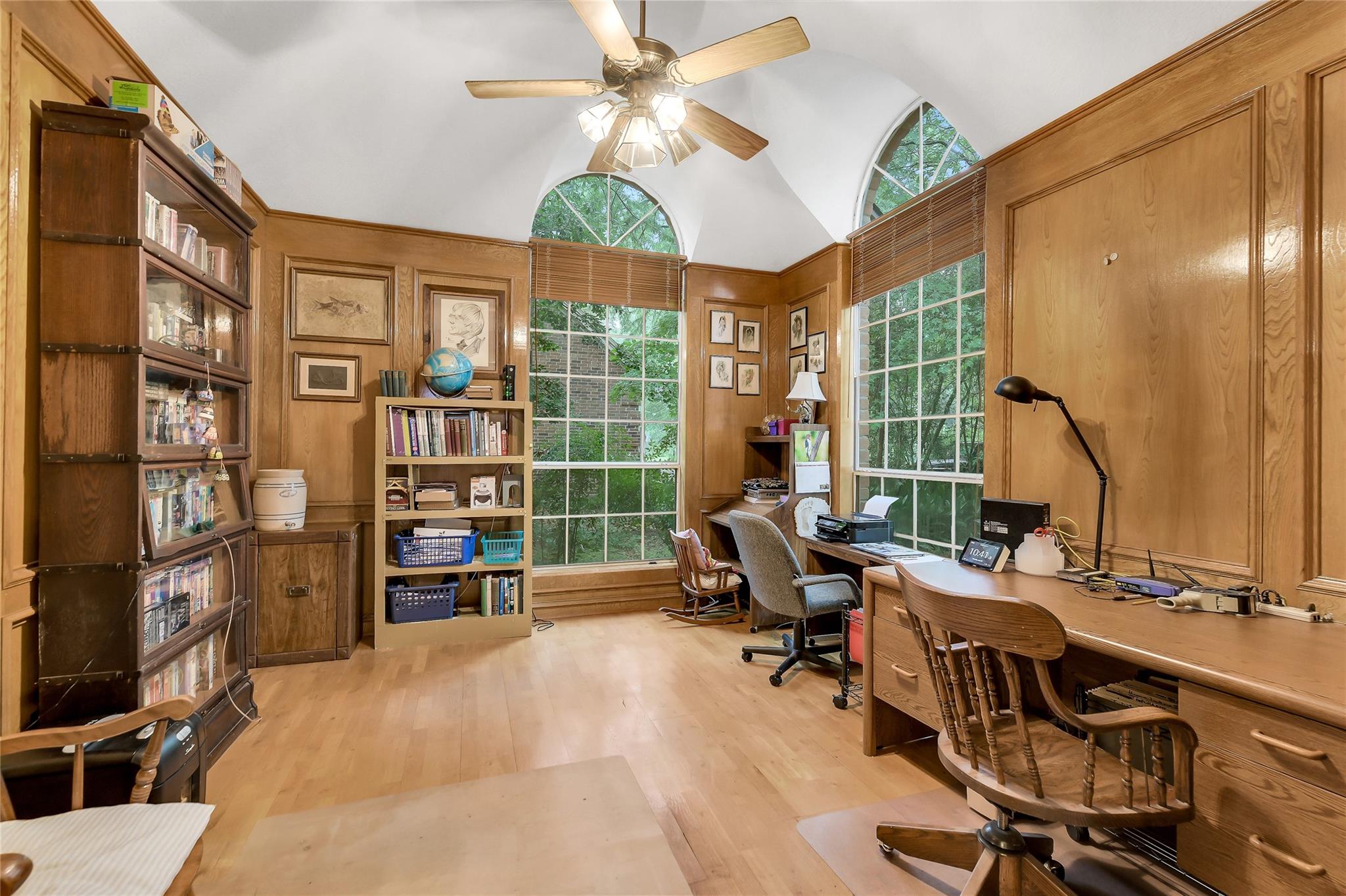 23 Golden Sunset Circle