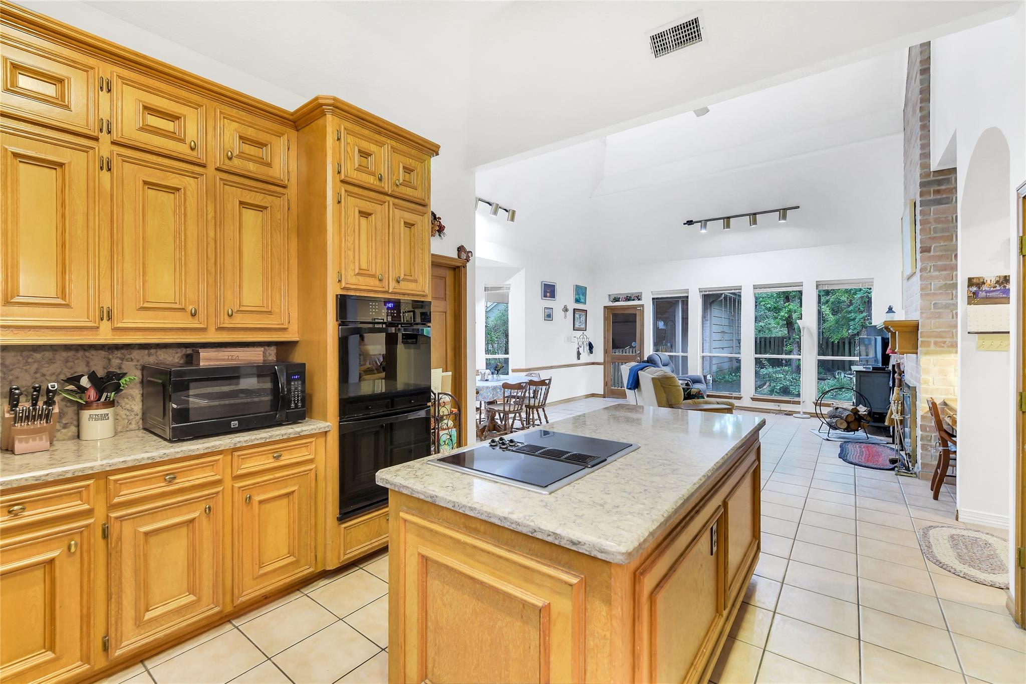 23 Golden Sunset Circle
