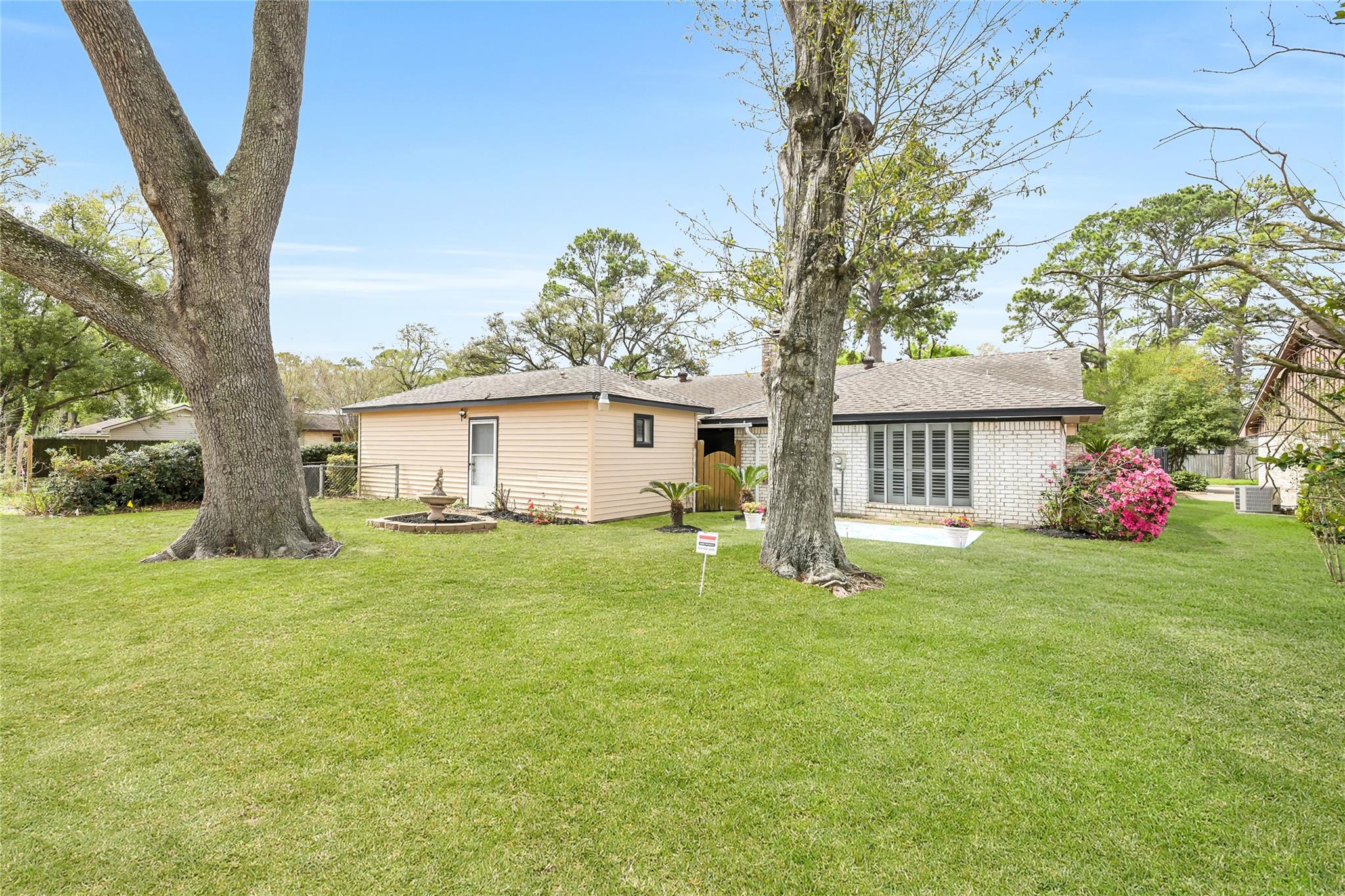 7522 Deep Forest Drive