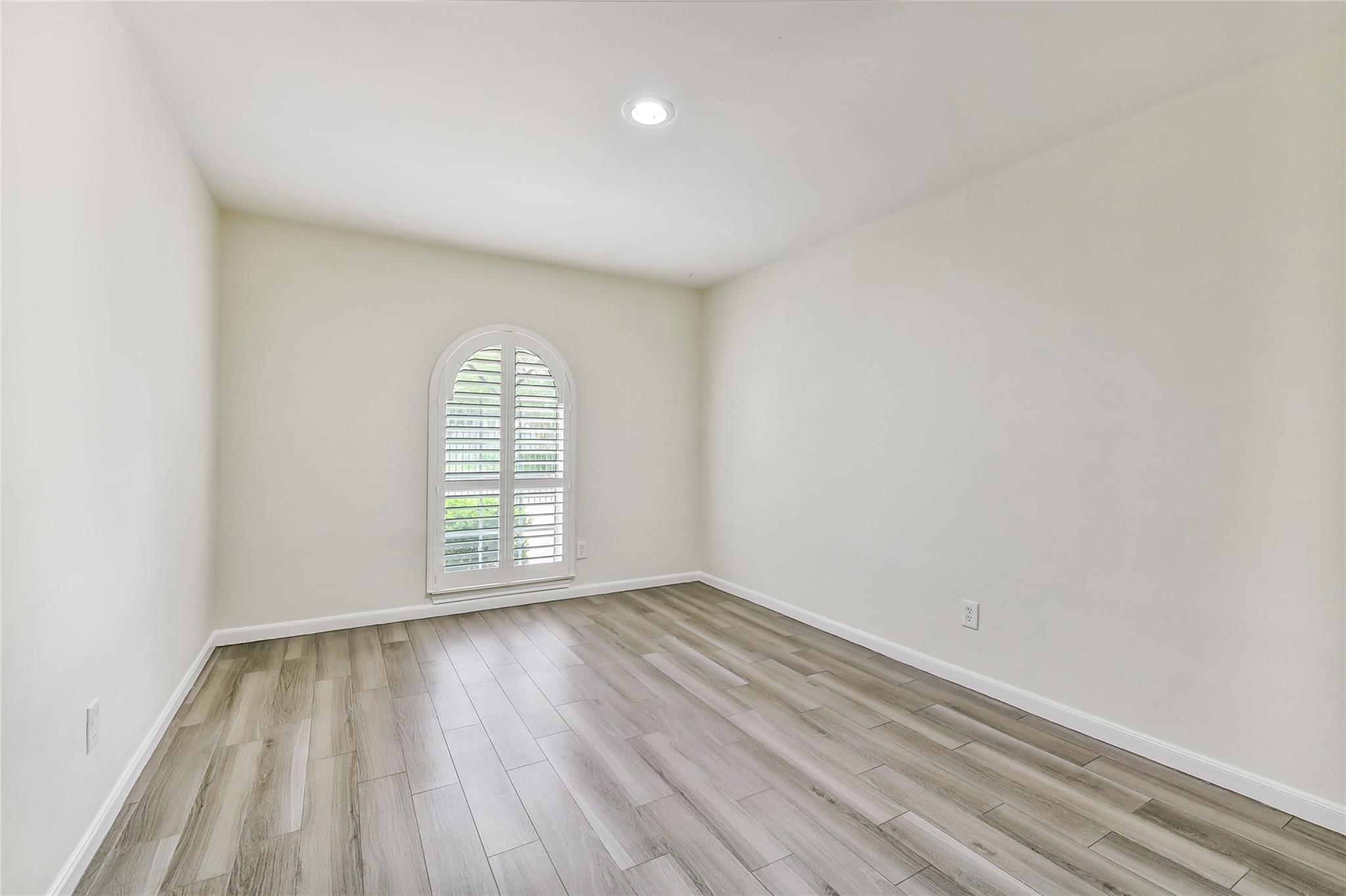 7522 Deep Forest Drive