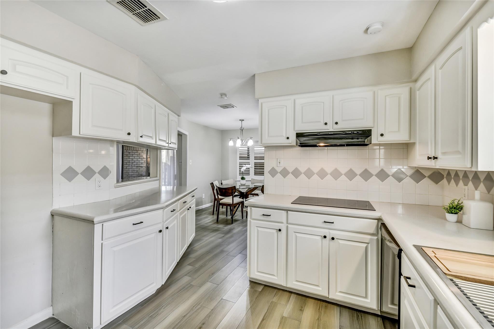 7522 Deep Forest Drive