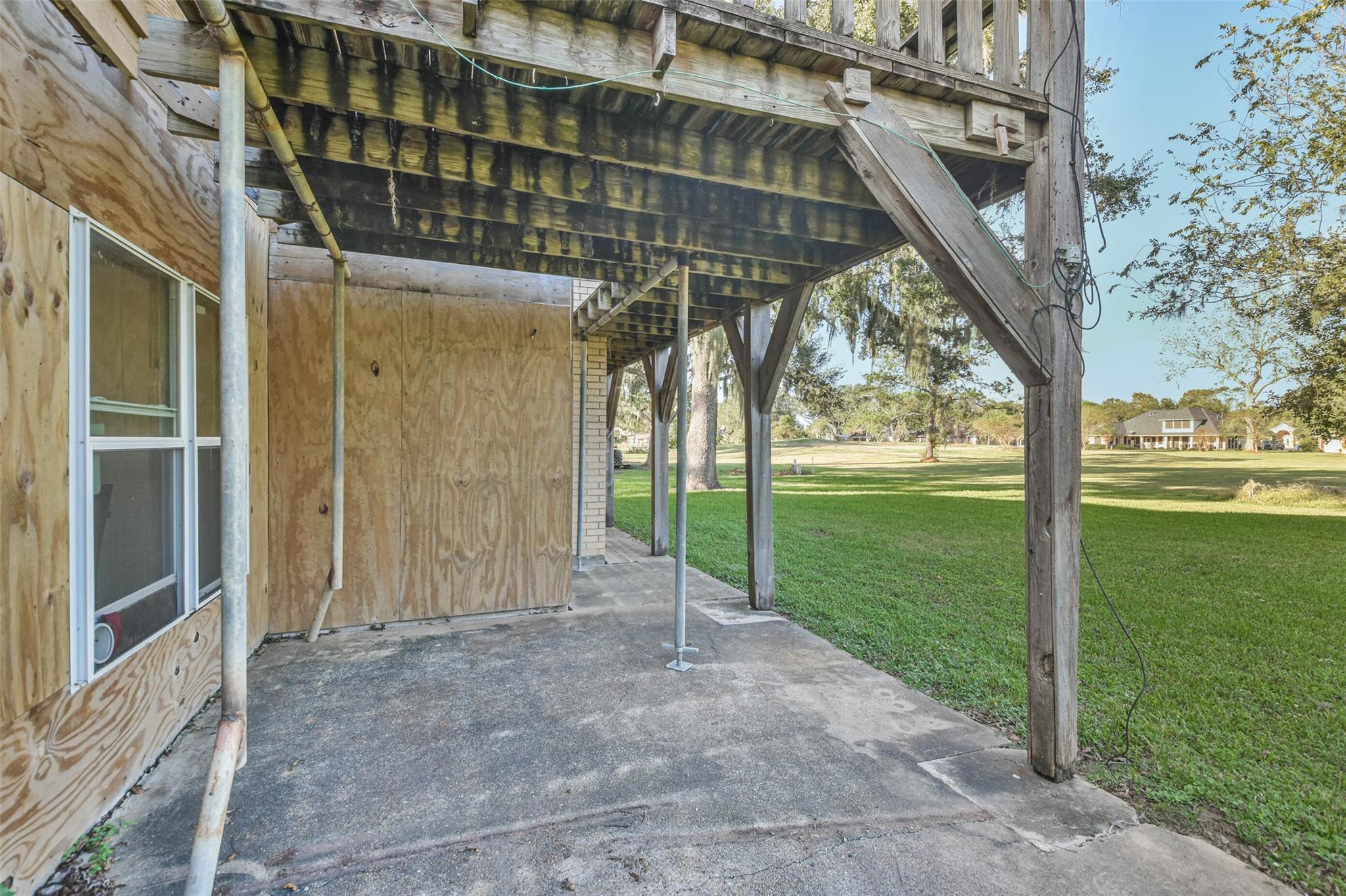 2253 River Valley Drive