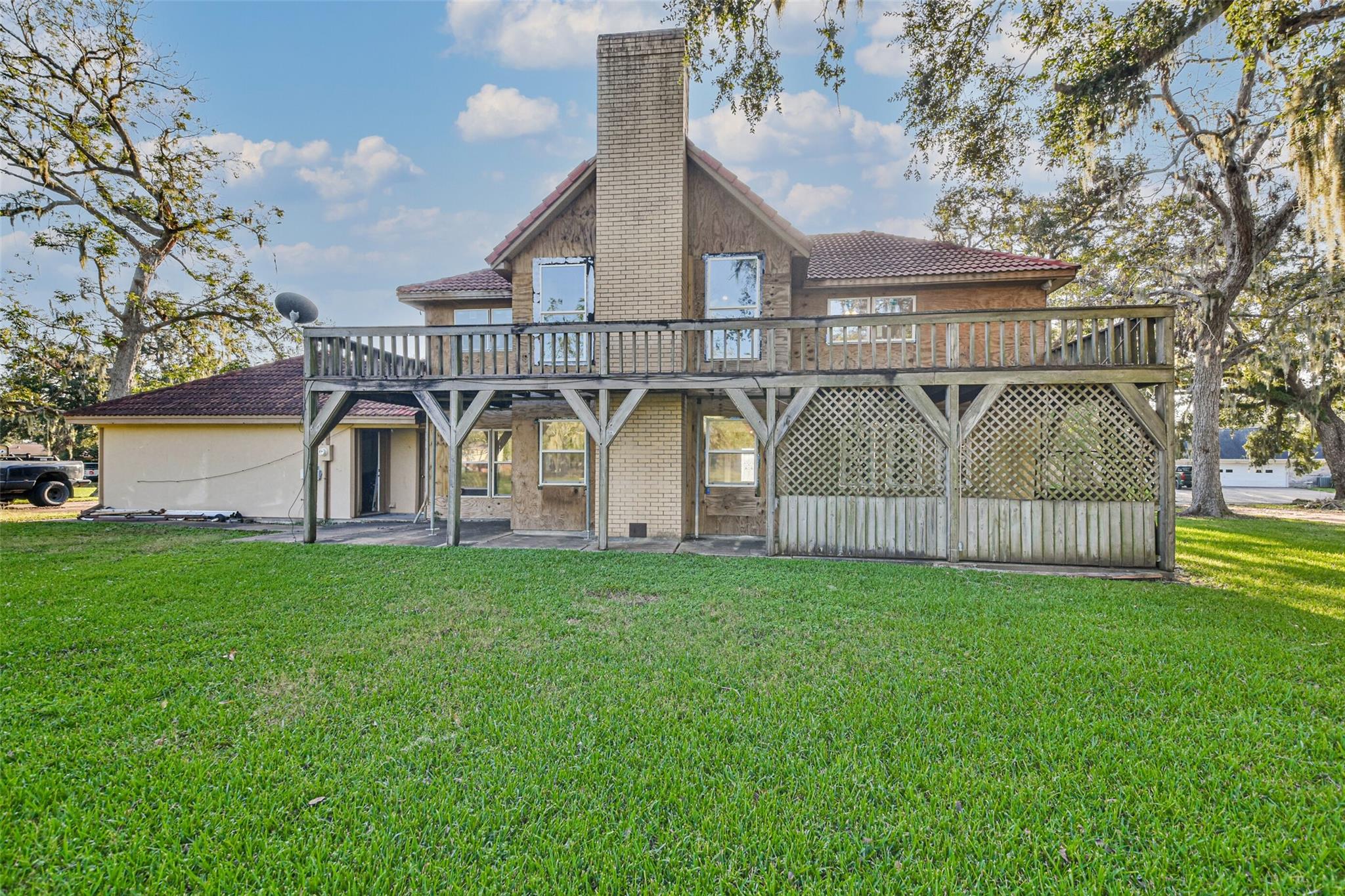 2253 River Valley Drive