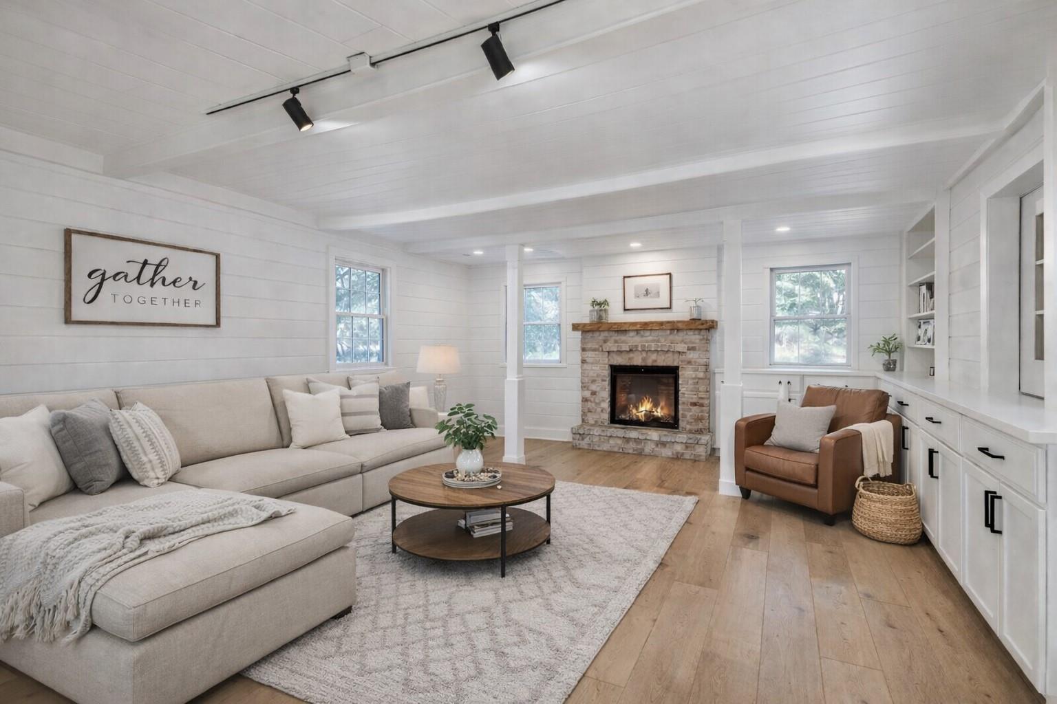 2253 River Valley Drive