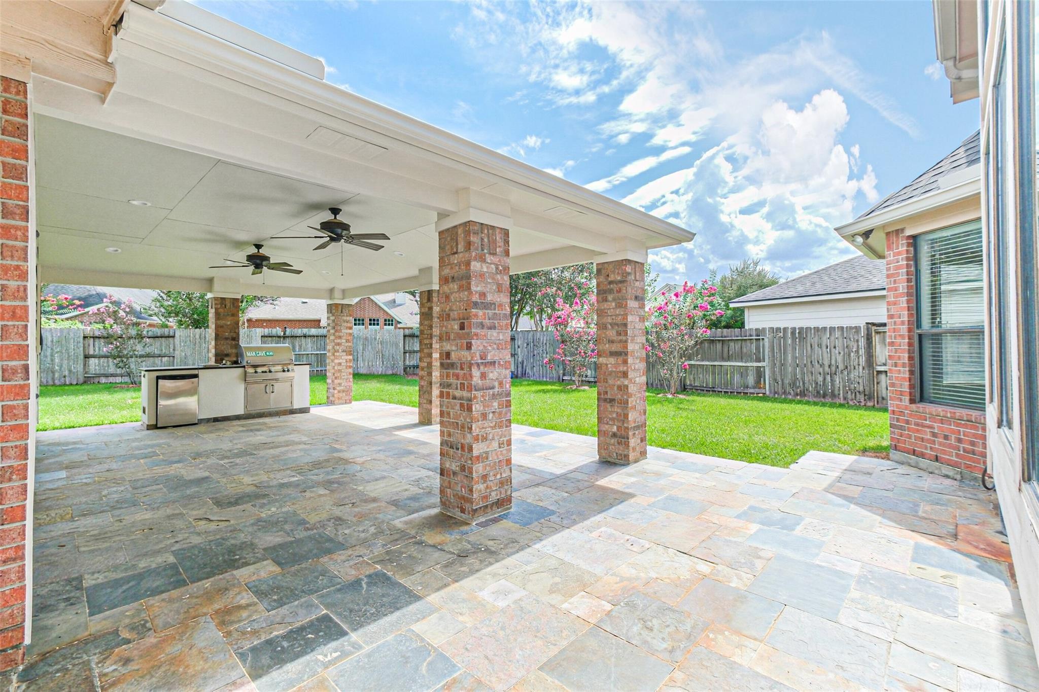 12207 Salmon Creek