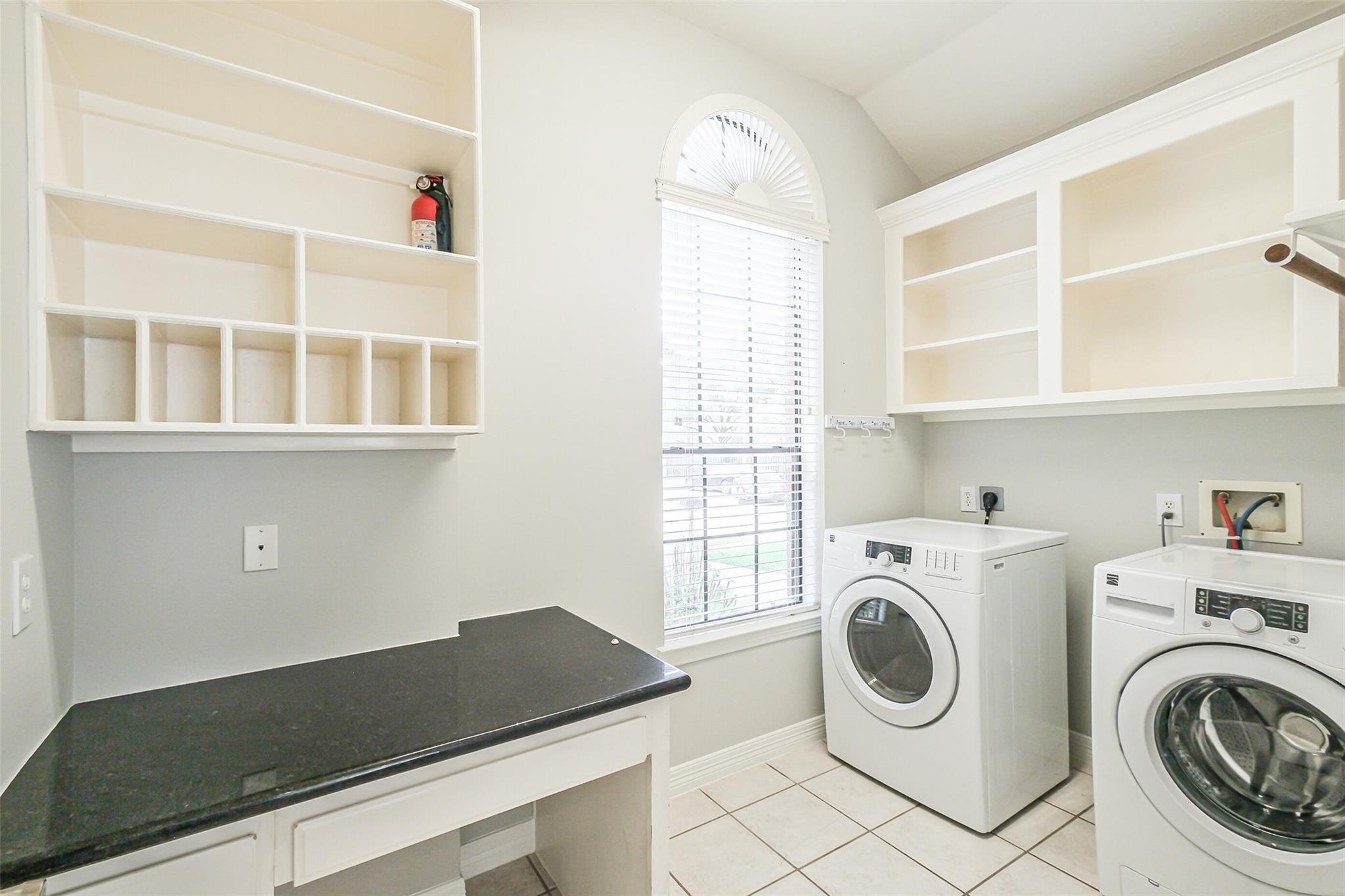12207 Salmon Creek