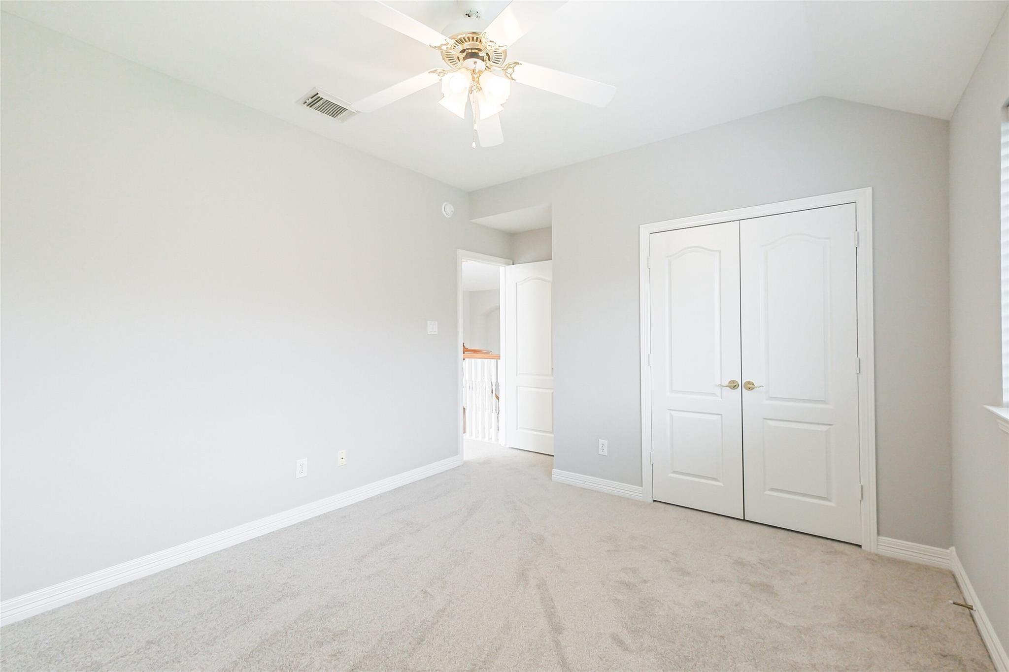 12207 Salmon Creek