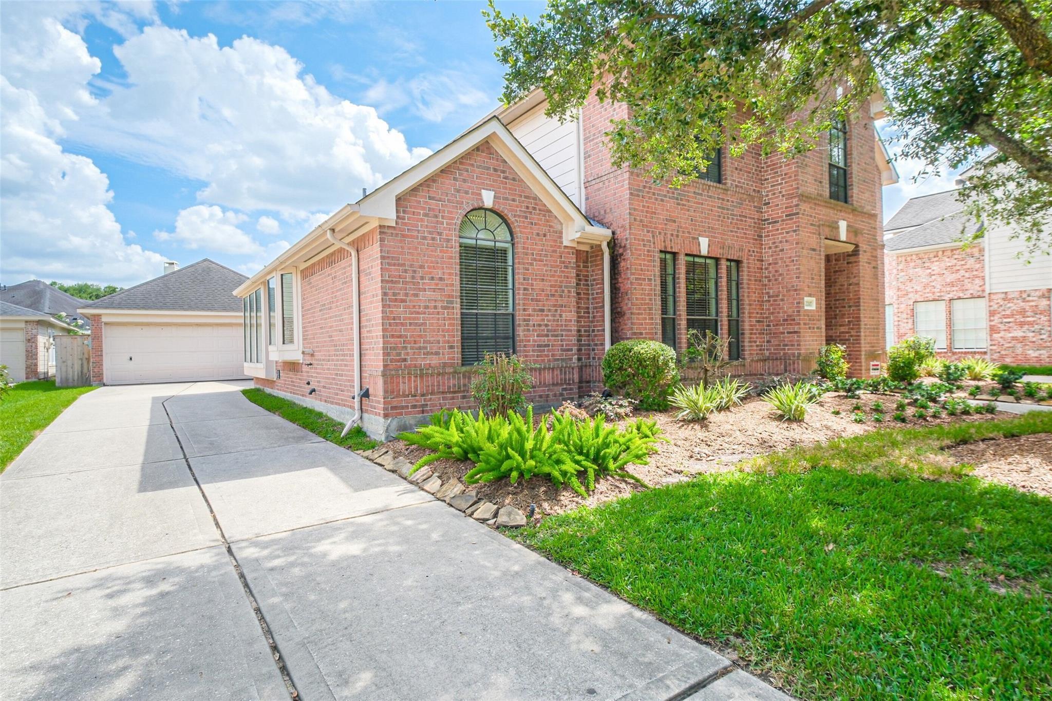 12207 Salmon Creek