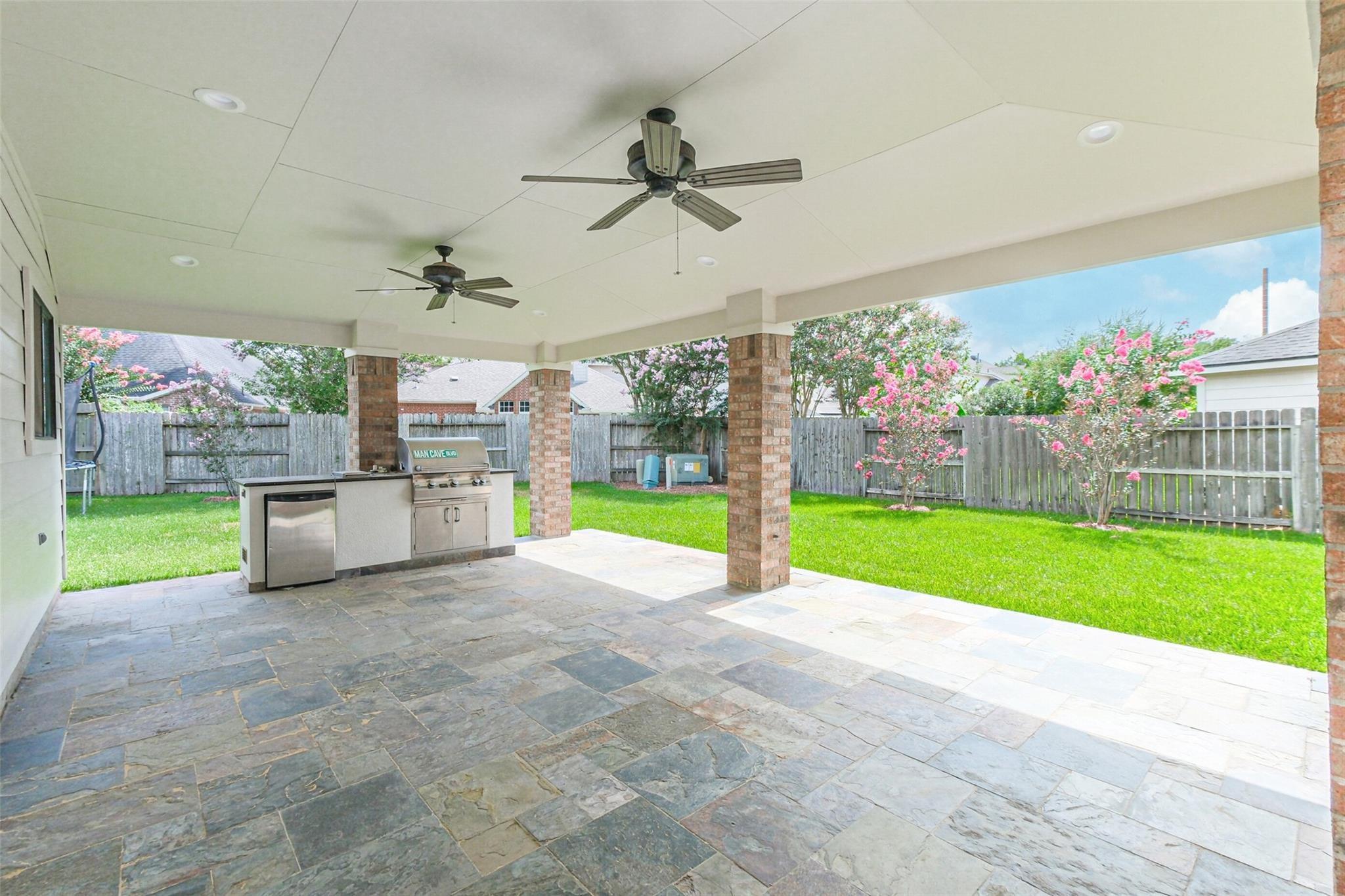 12207 Salmon Creek