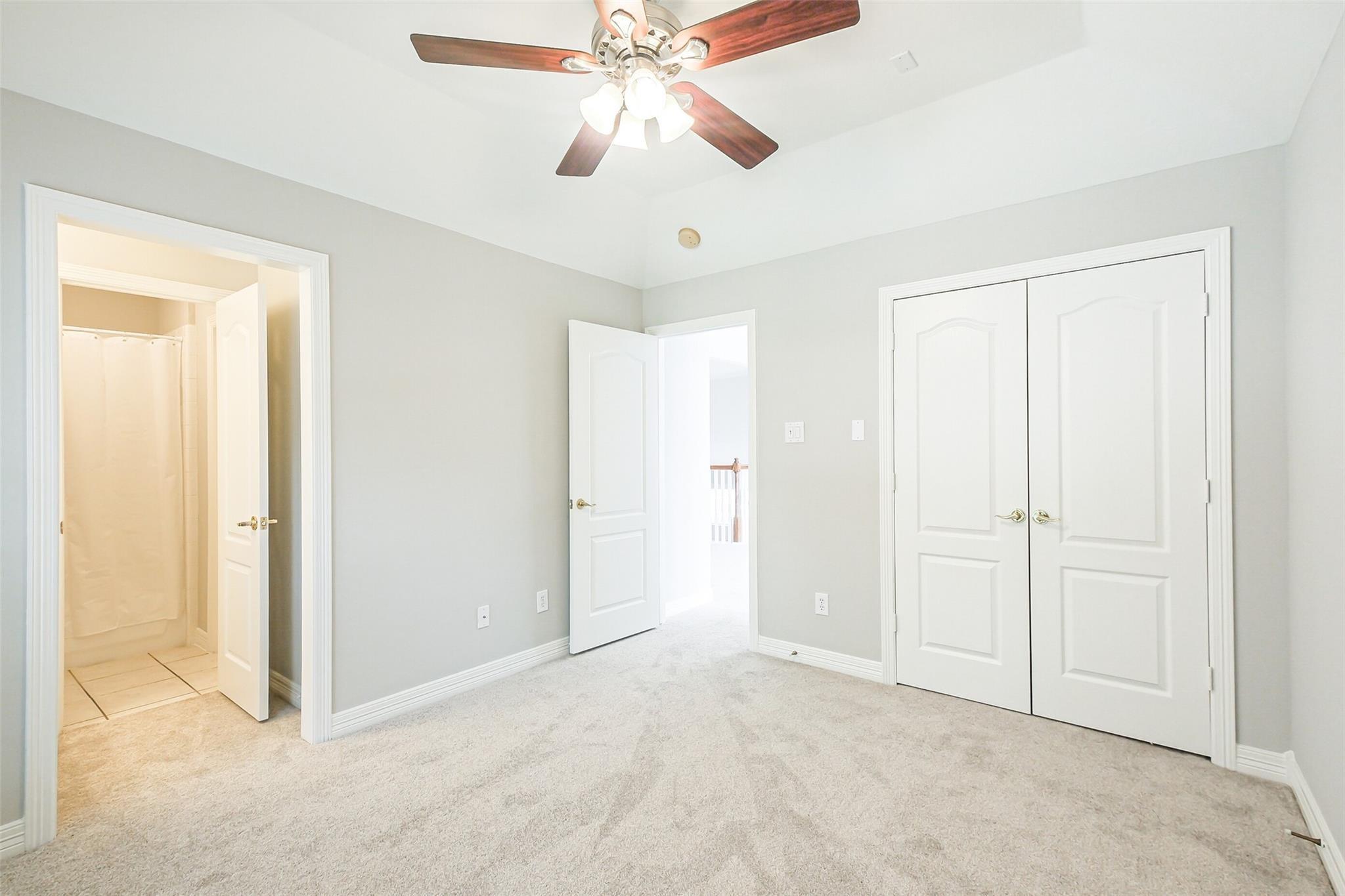 12207 Salmon Creek