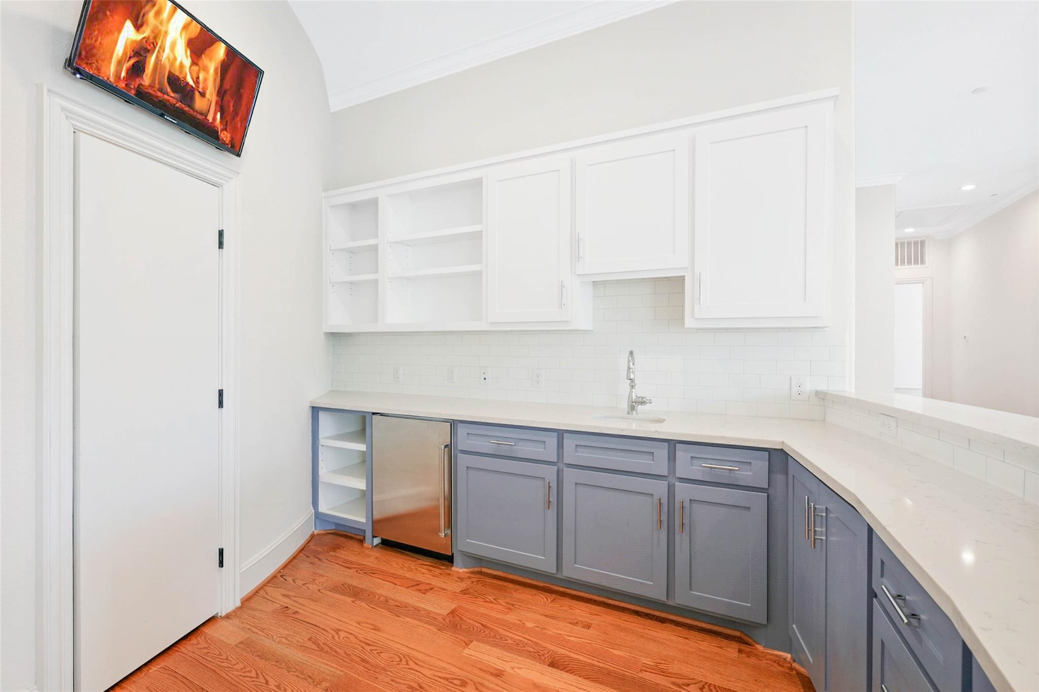 201 Mayerling Drive