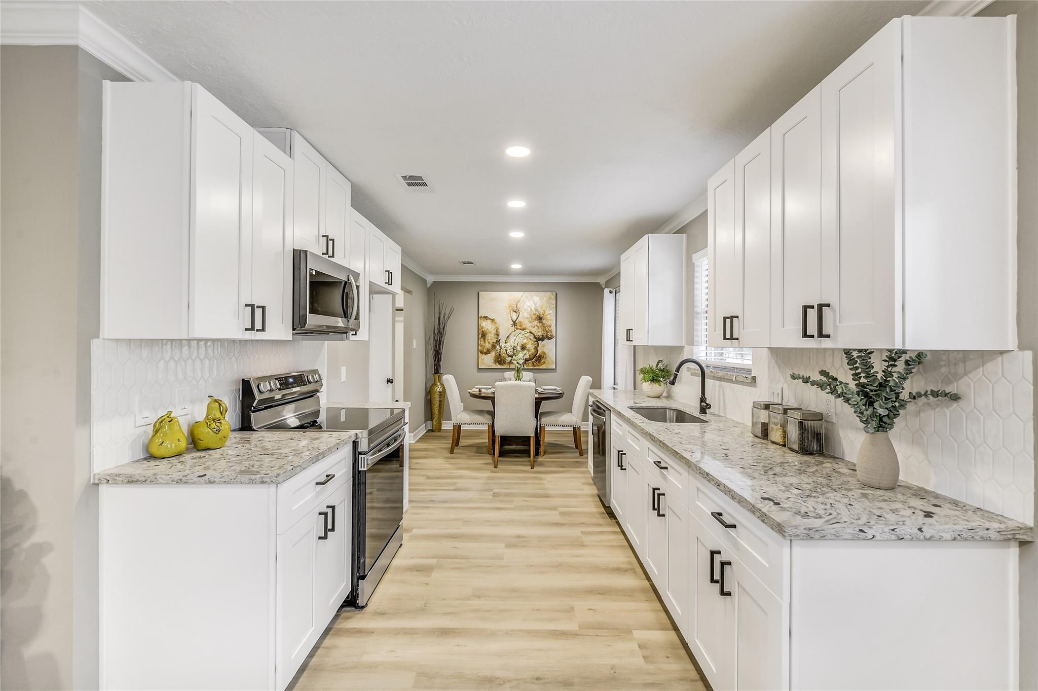 8333 Lanham Lane