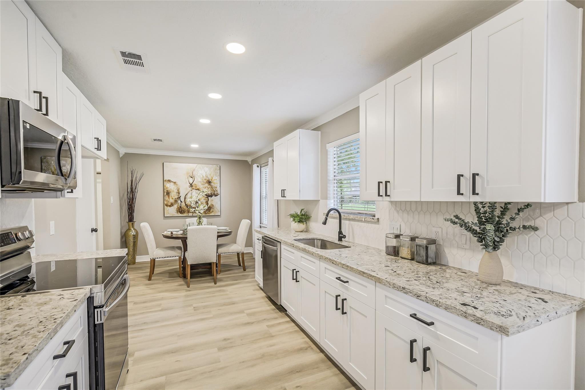 8333 Lanham Lane