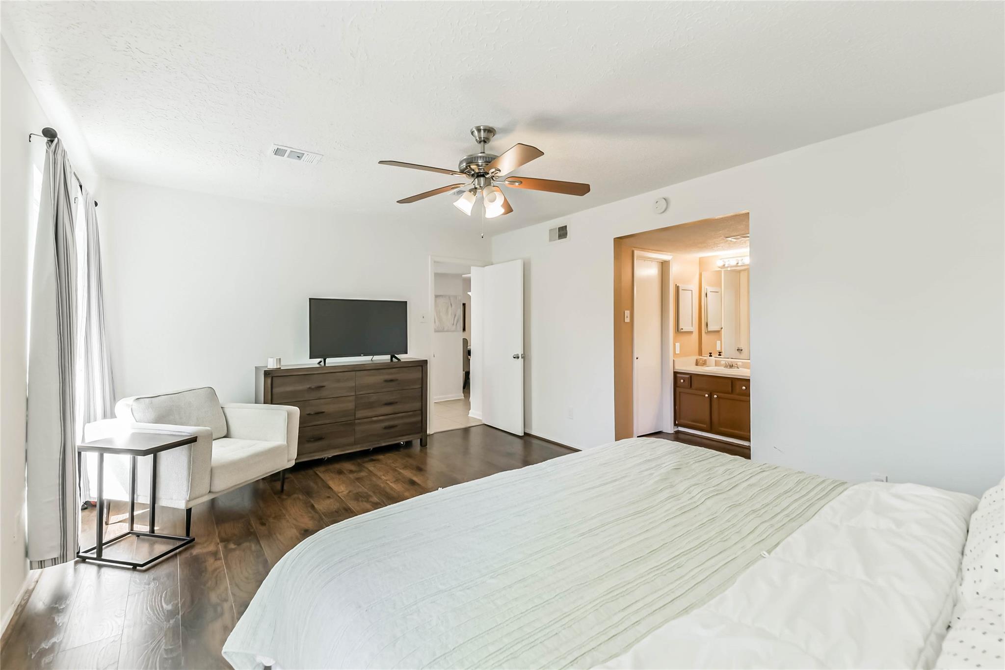 19323 Hollowlog Drive