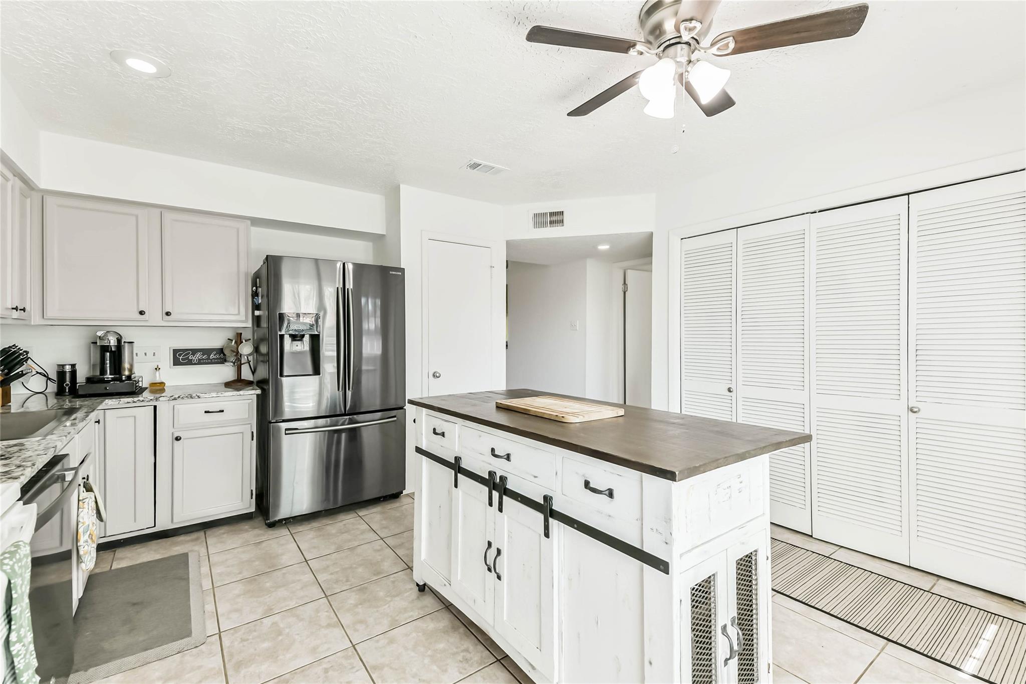 19323 Hollowlog Drive