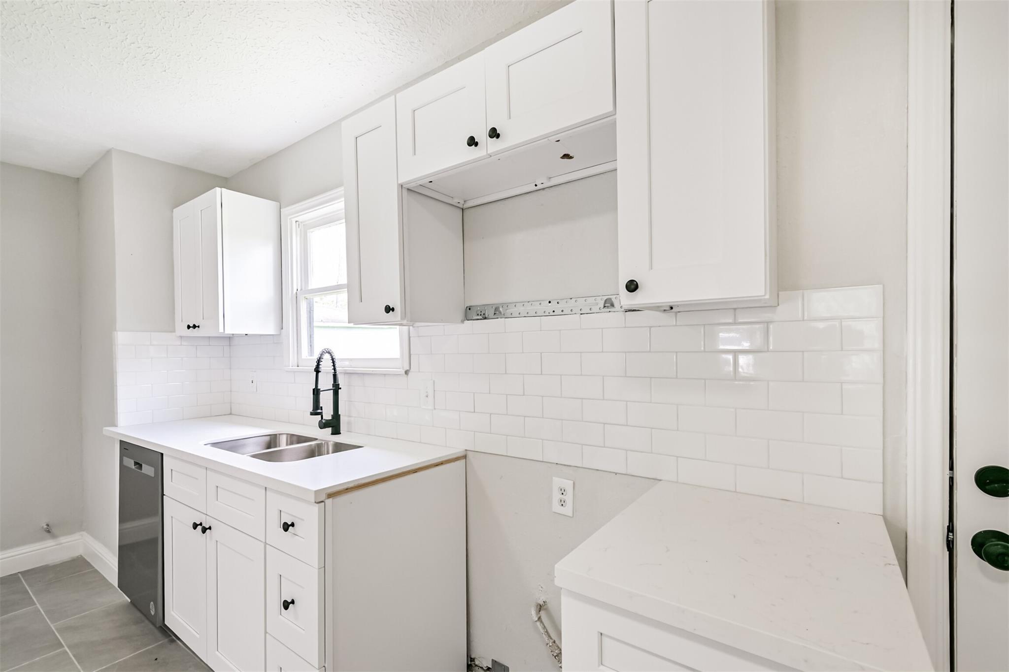 5007 Northridge Drive