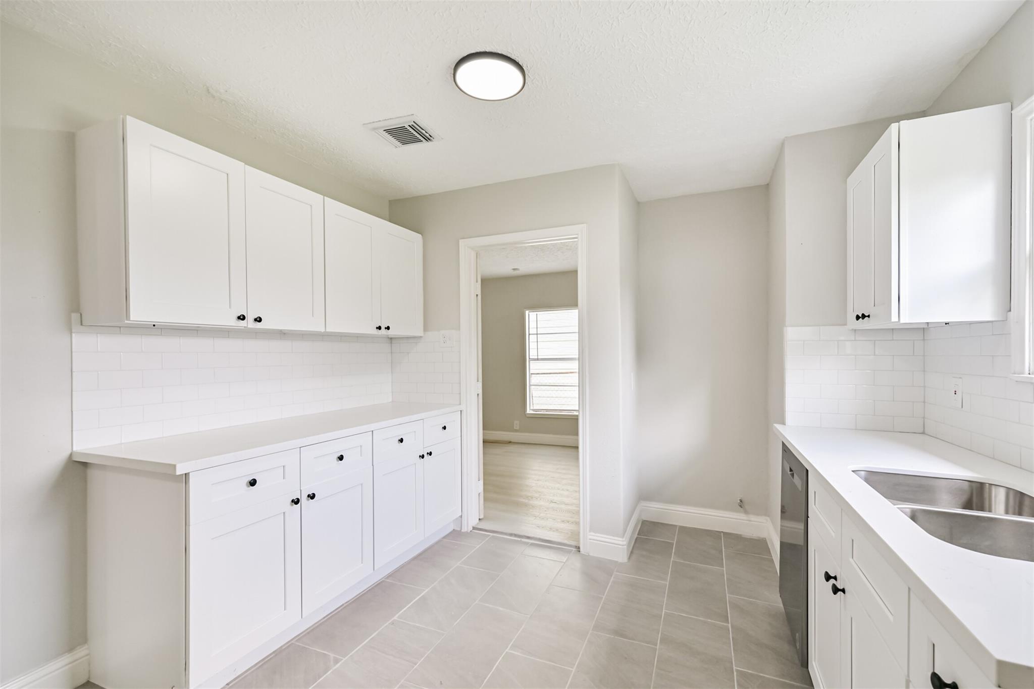 5007 Northridge Drive