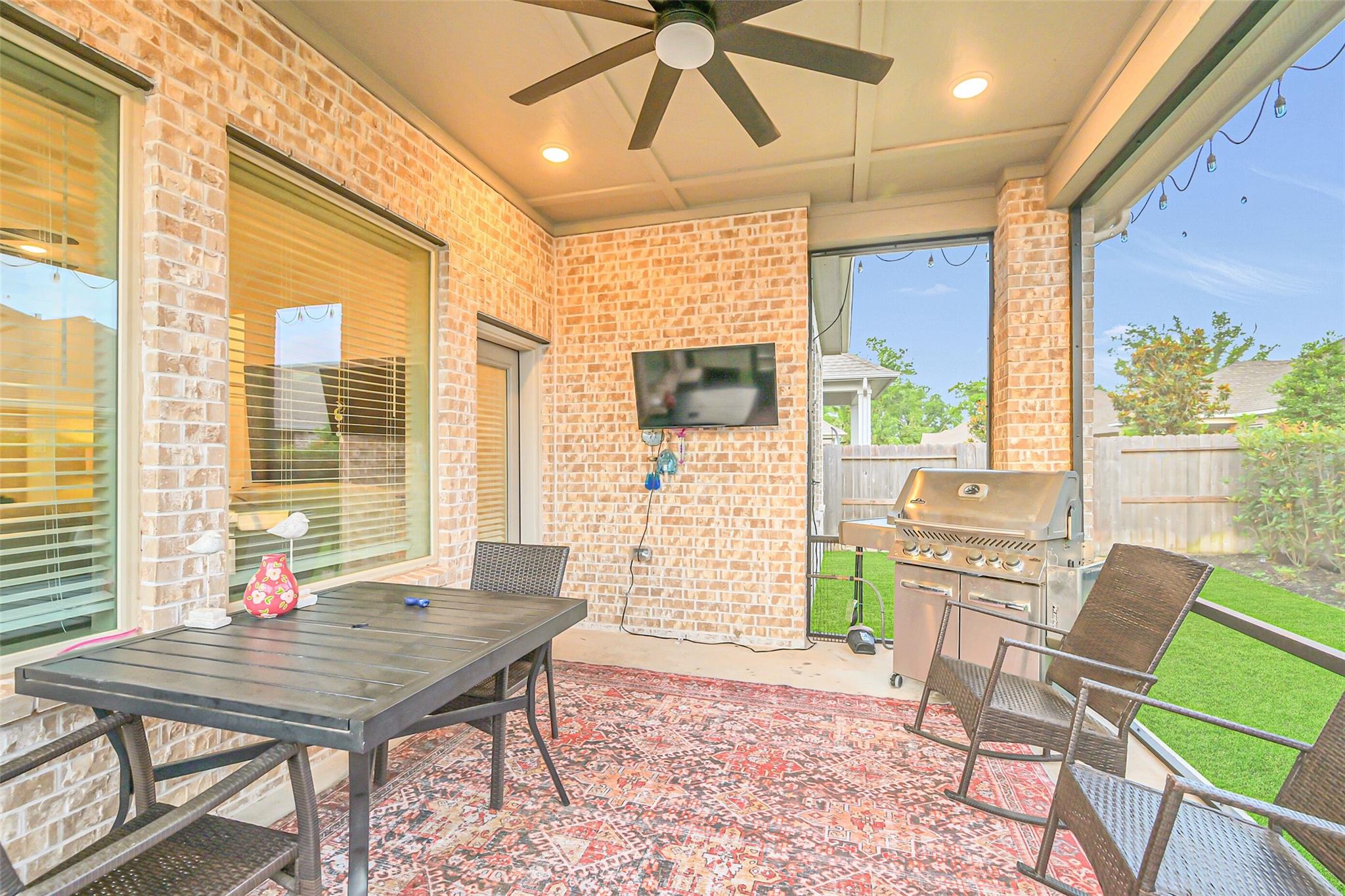 10702 Pleasant View Drive