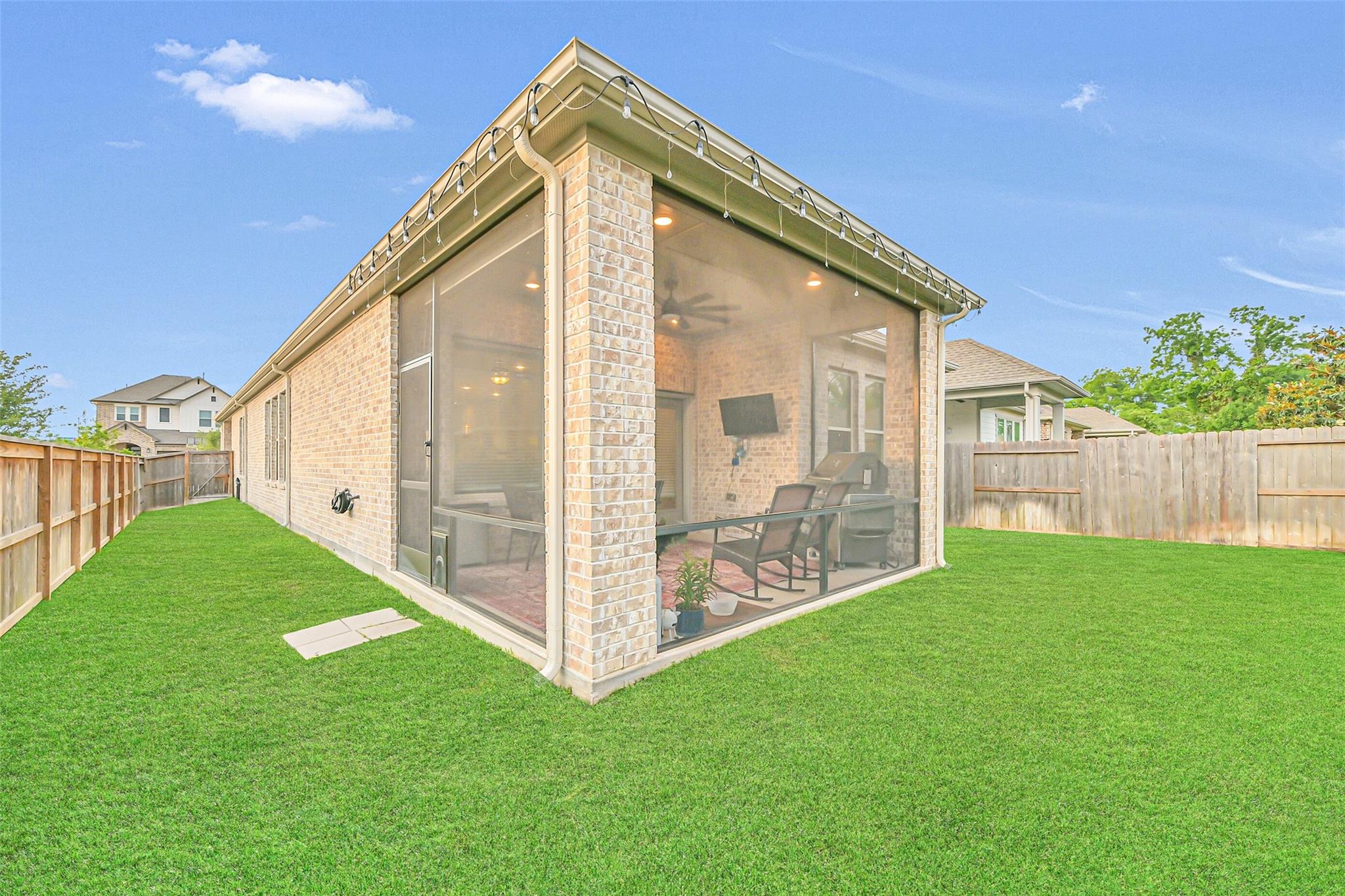 10702 Pleasant View Drive