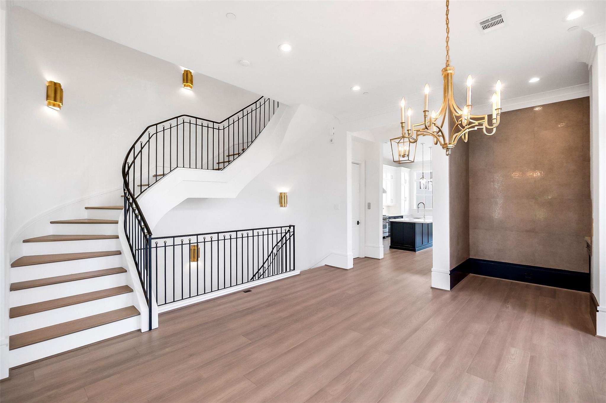39 Crain Square Boulevard