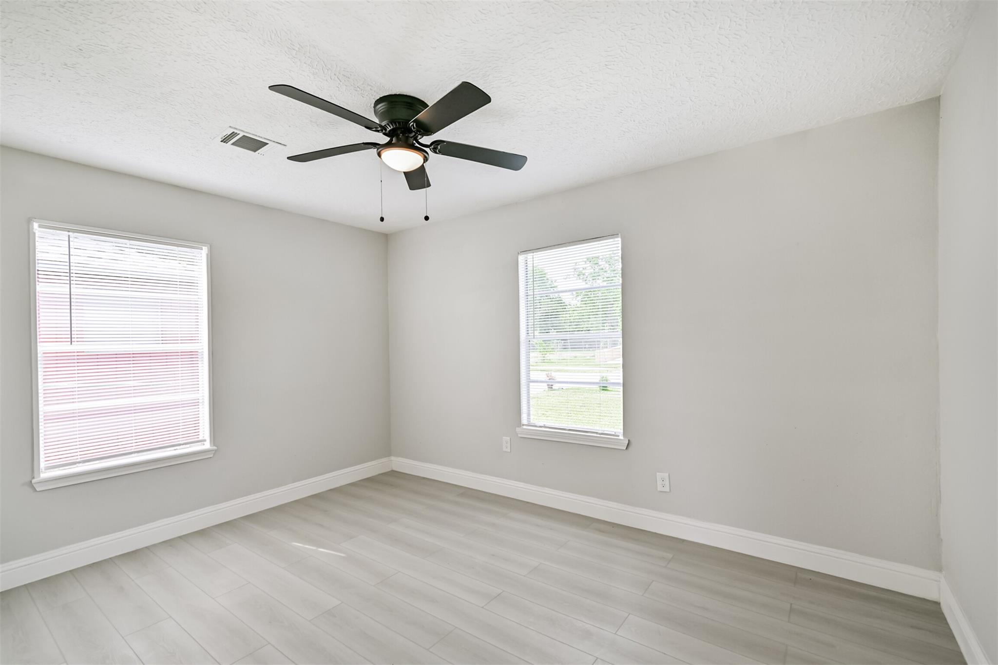 5007 Northridge Drive