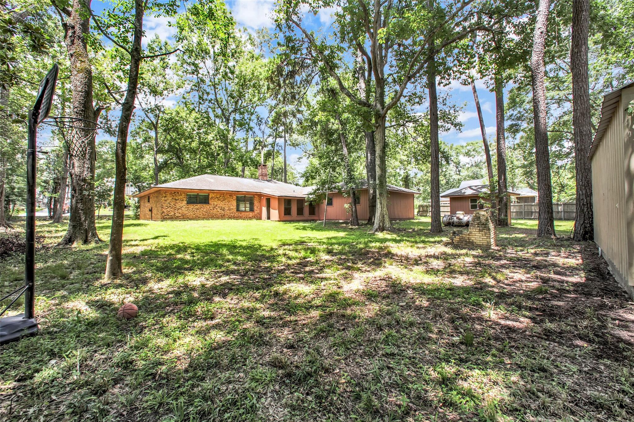 290 Maple Lane