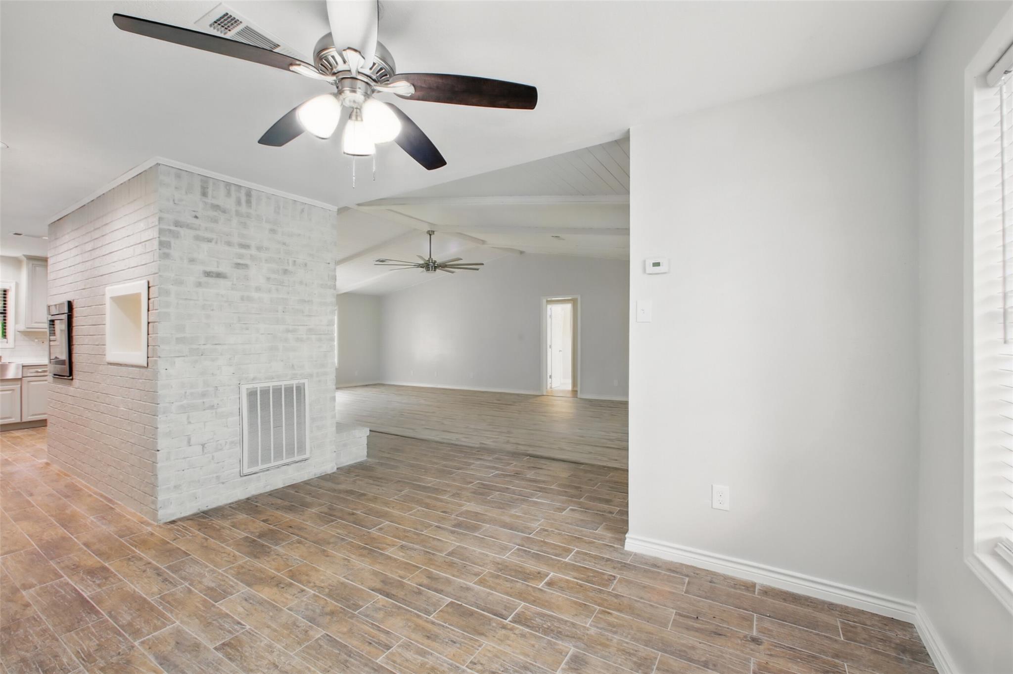 290 Maple Lane