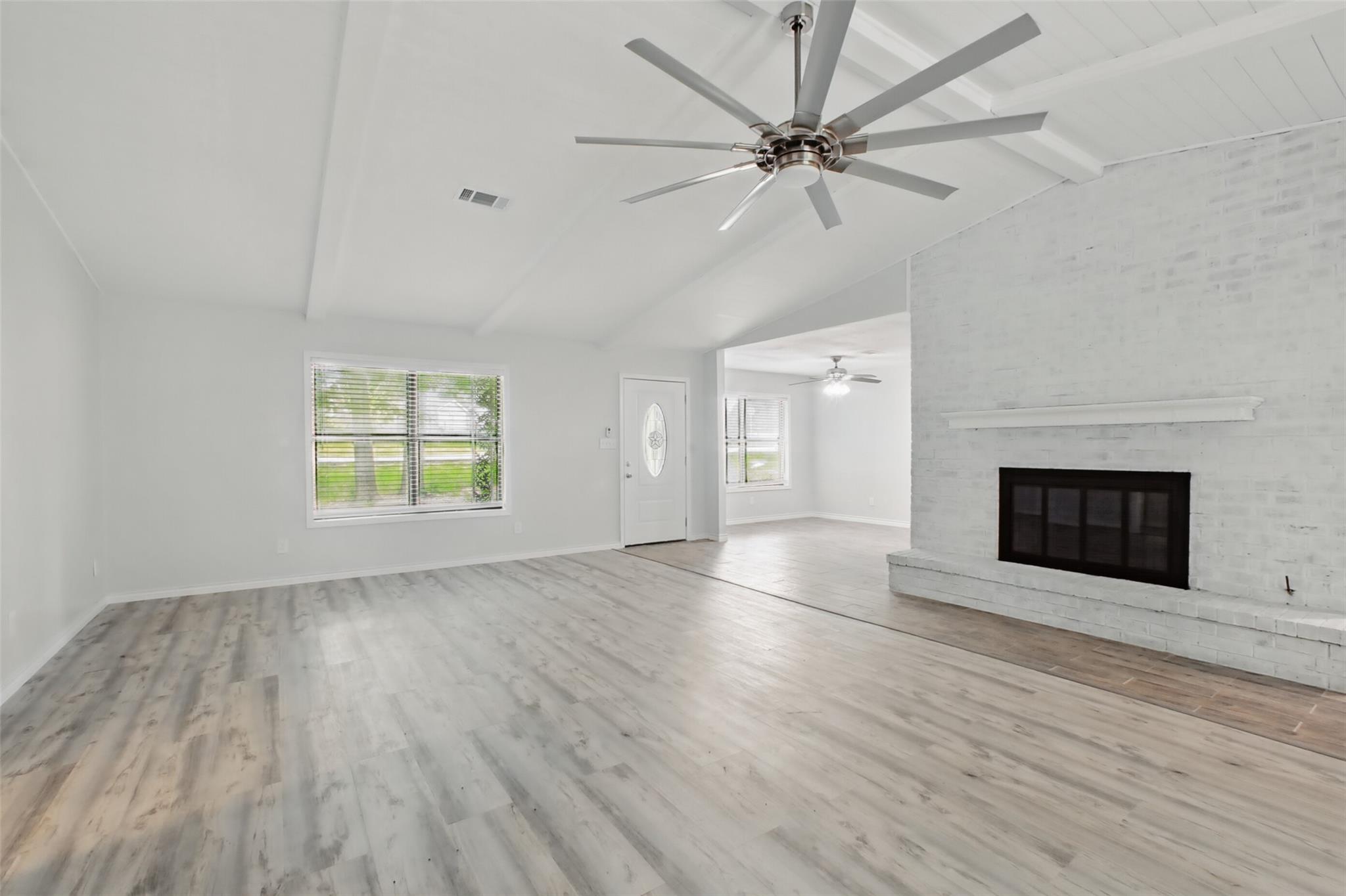 290 Maple Lane