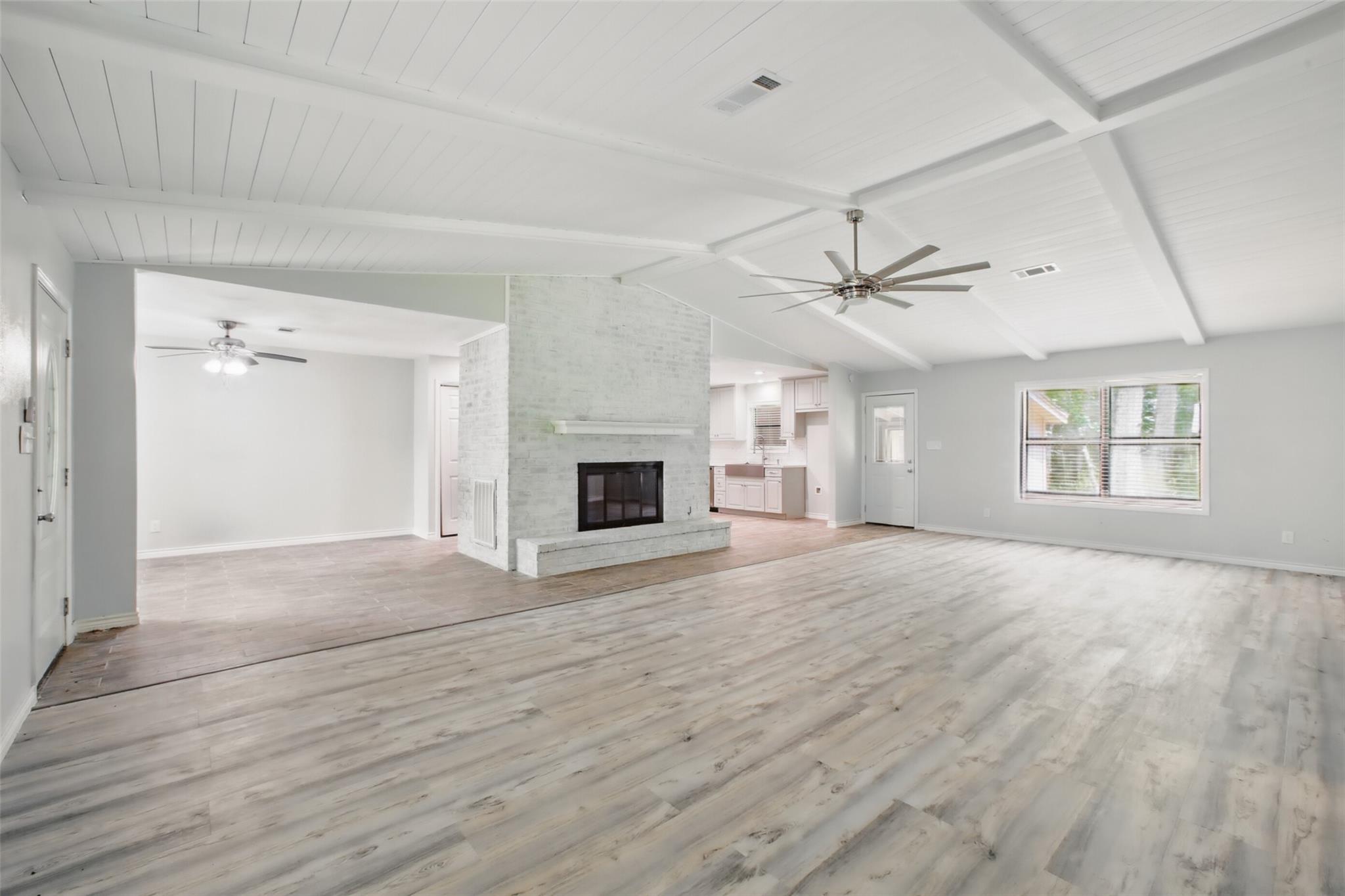 290 Maple Lane