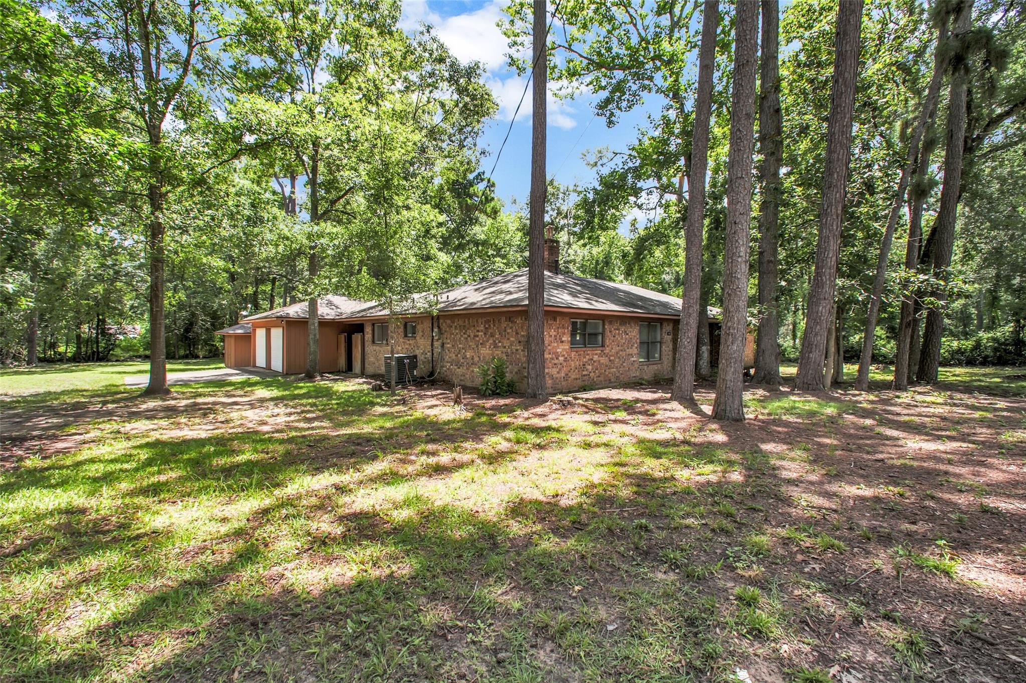 290 Maple Lane