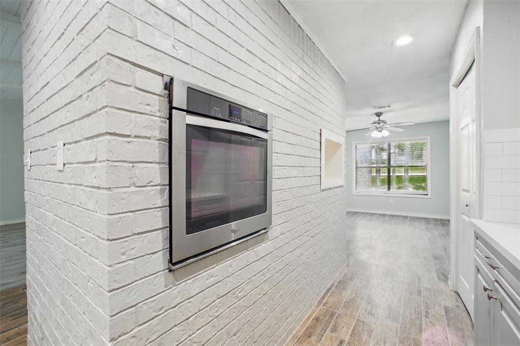 290 Maple Lane