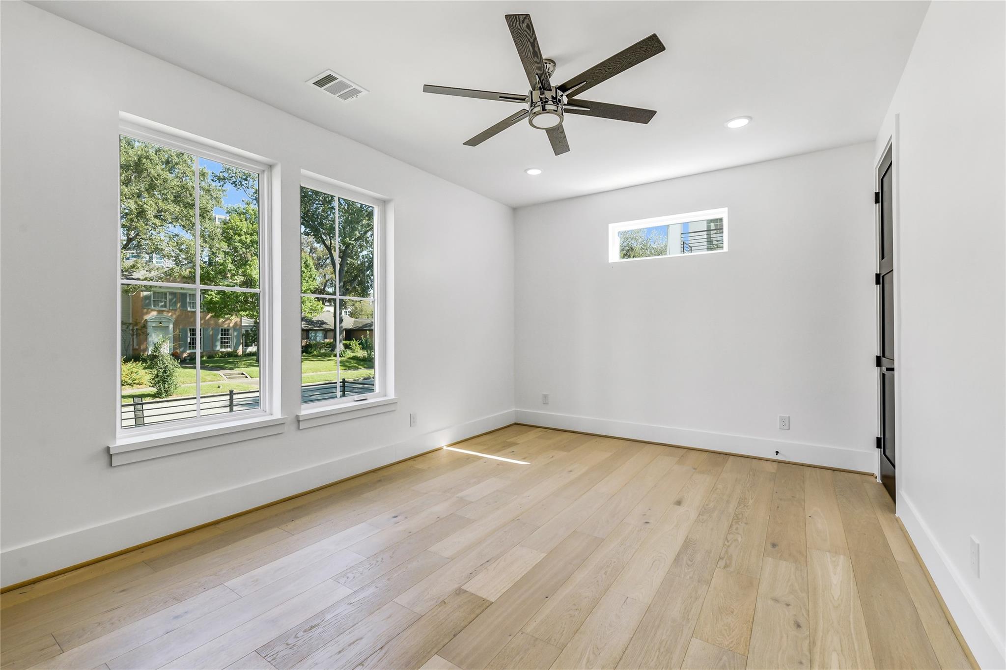 1911 Lauderdale Street, Houston