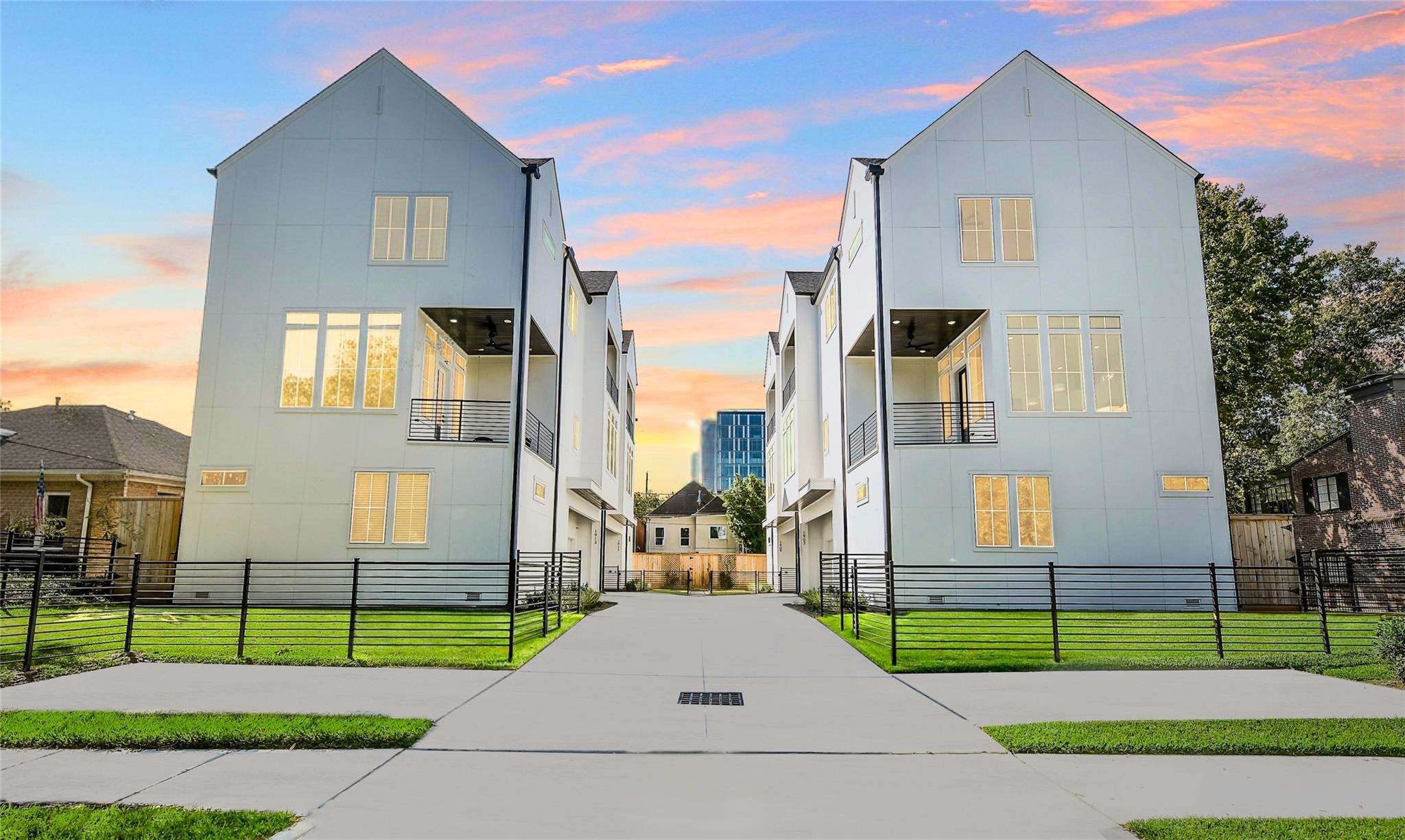 1911 Lauderdale Street, Houston