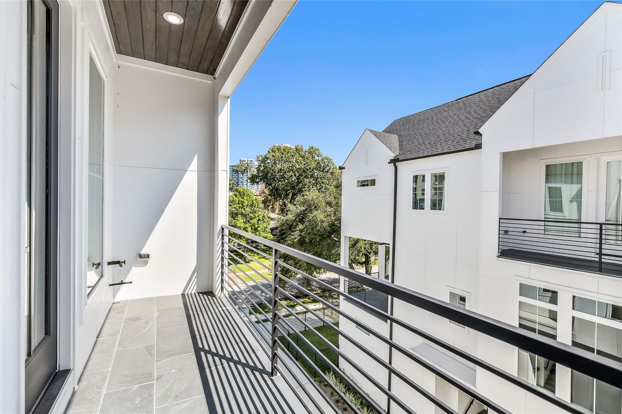 1911 Lauderdale Street, Houston