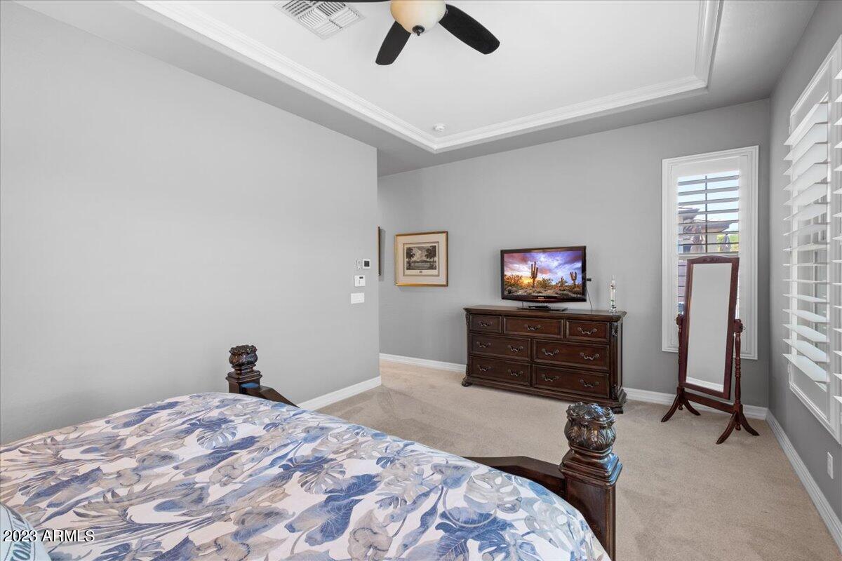 2339 W DUANE Lane