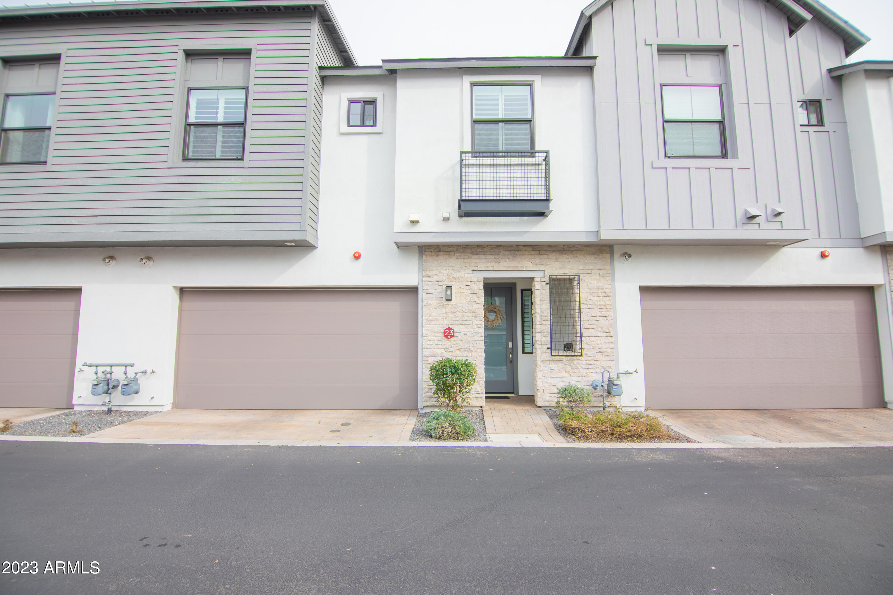 3200 N 39TH Street, 23