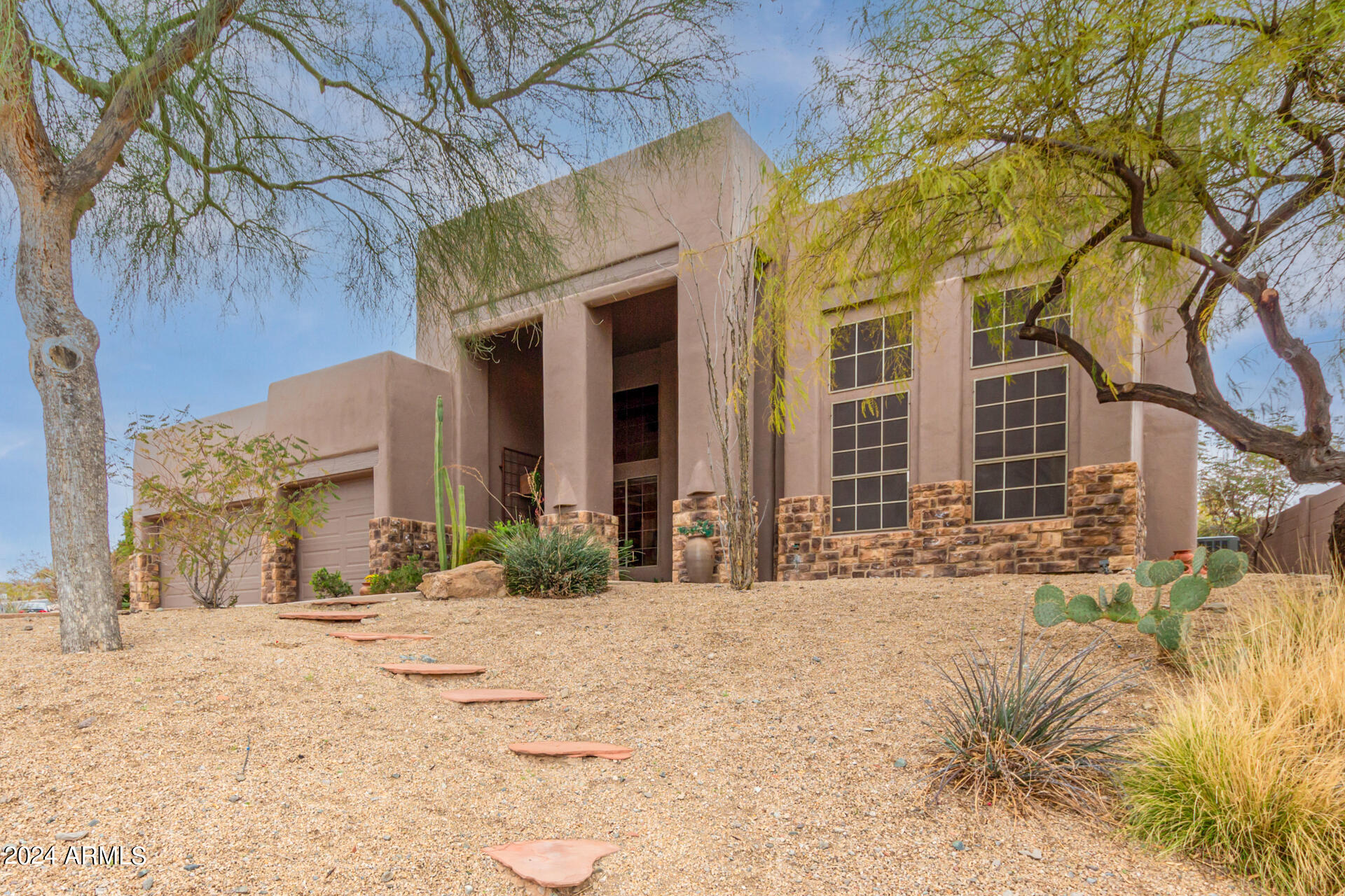 1540 E VILLA THERESA Drive