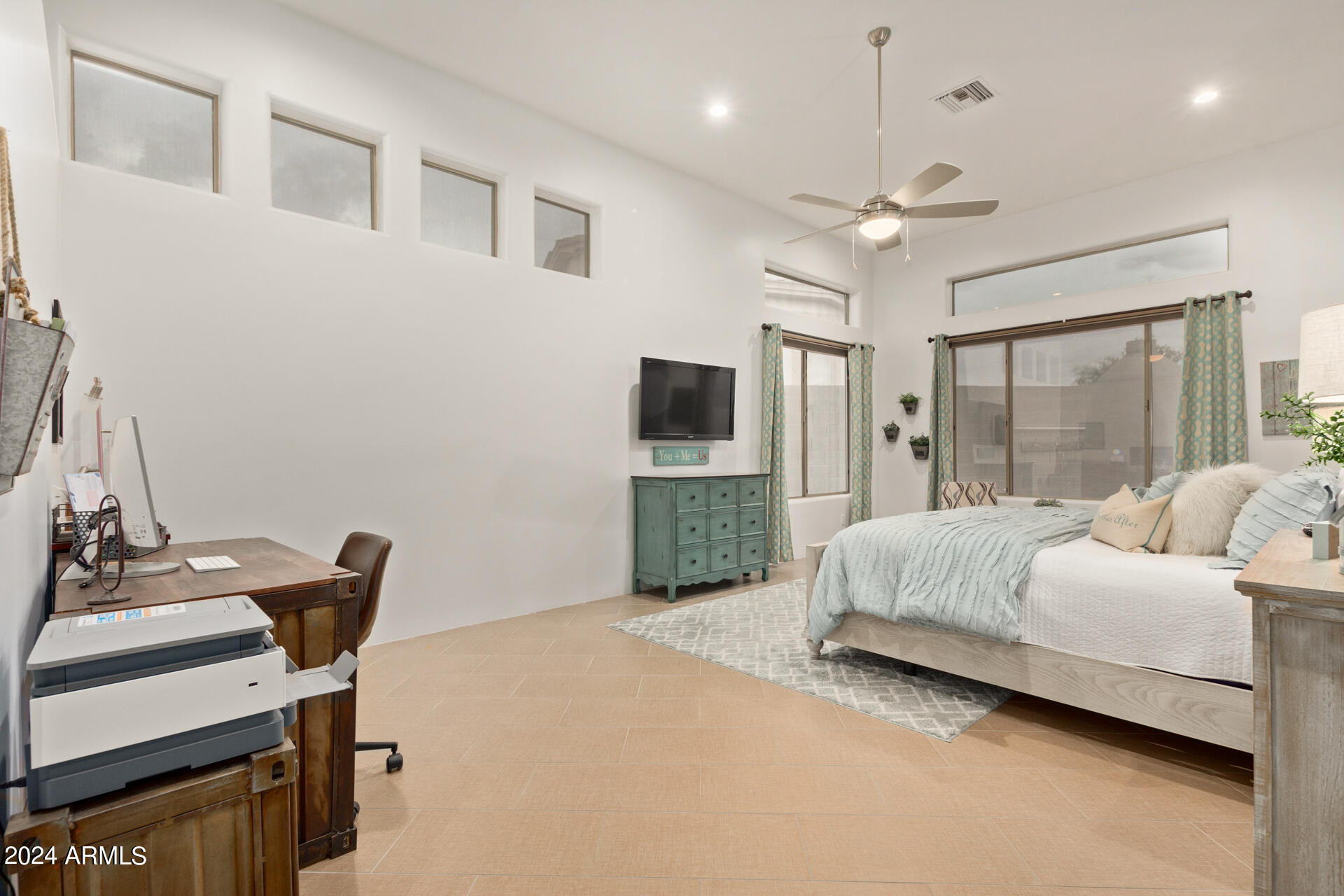 1540 E VILLA THERESA Drive