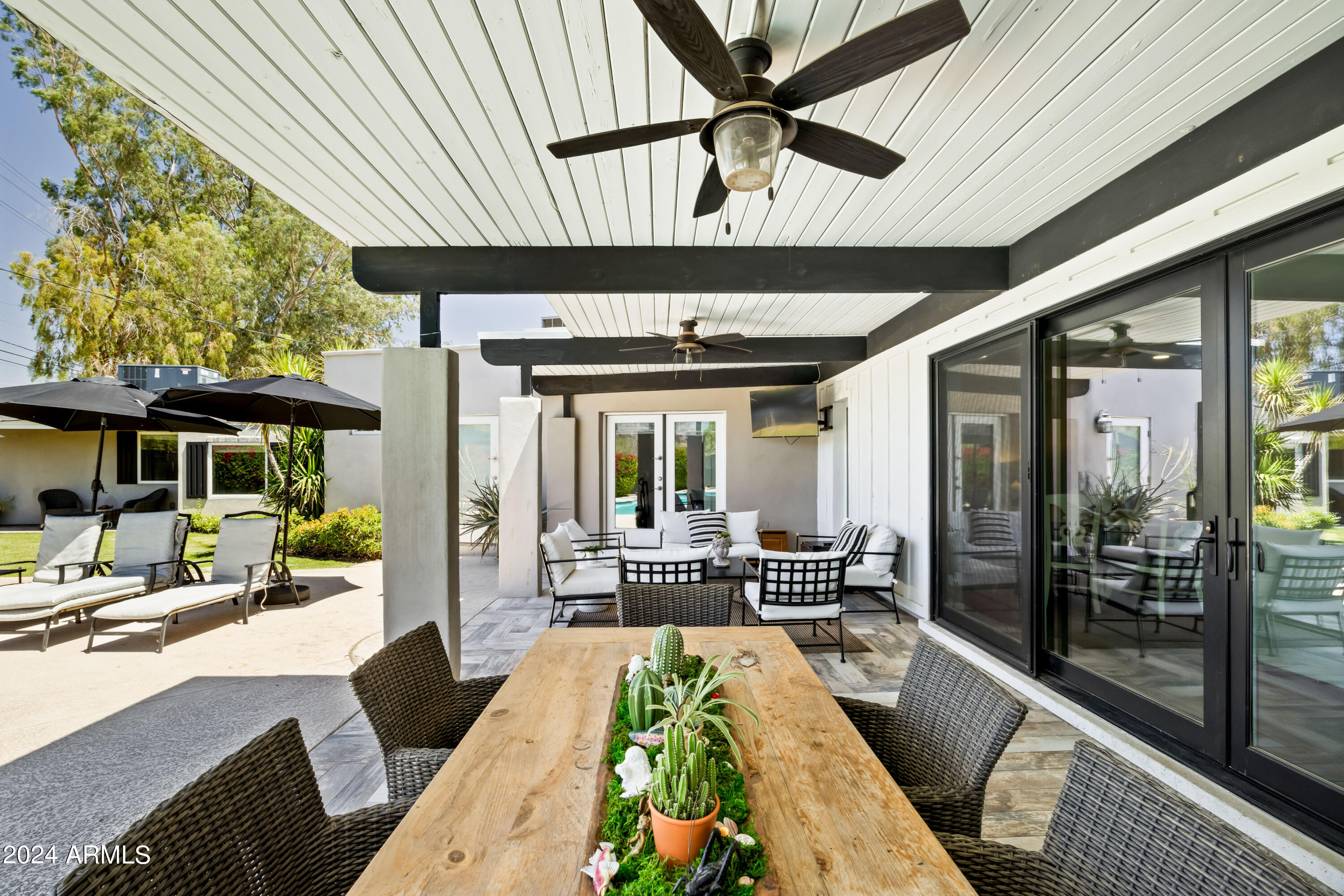 5221 N 34TH Place