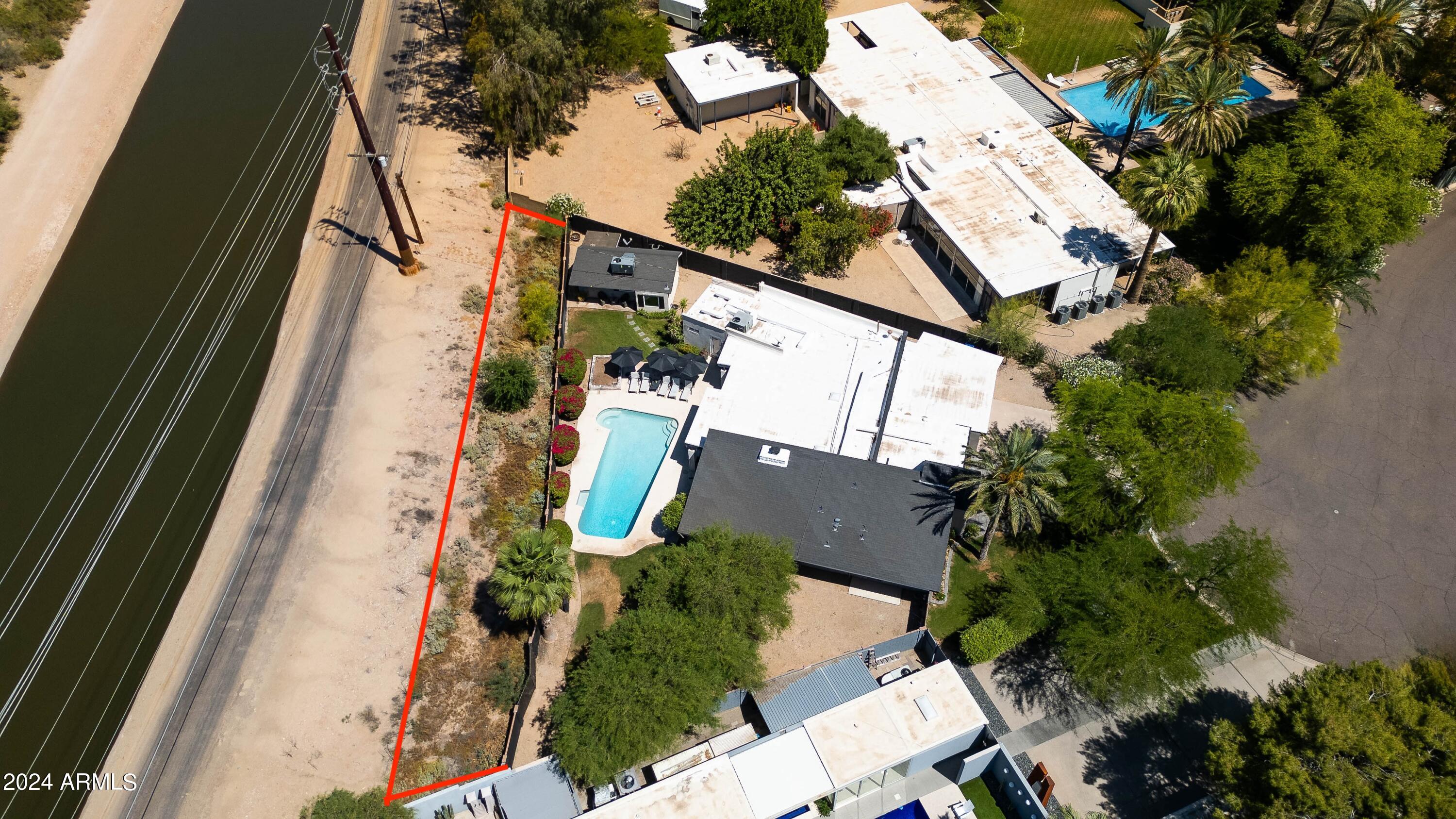 5221 N 34TH Place