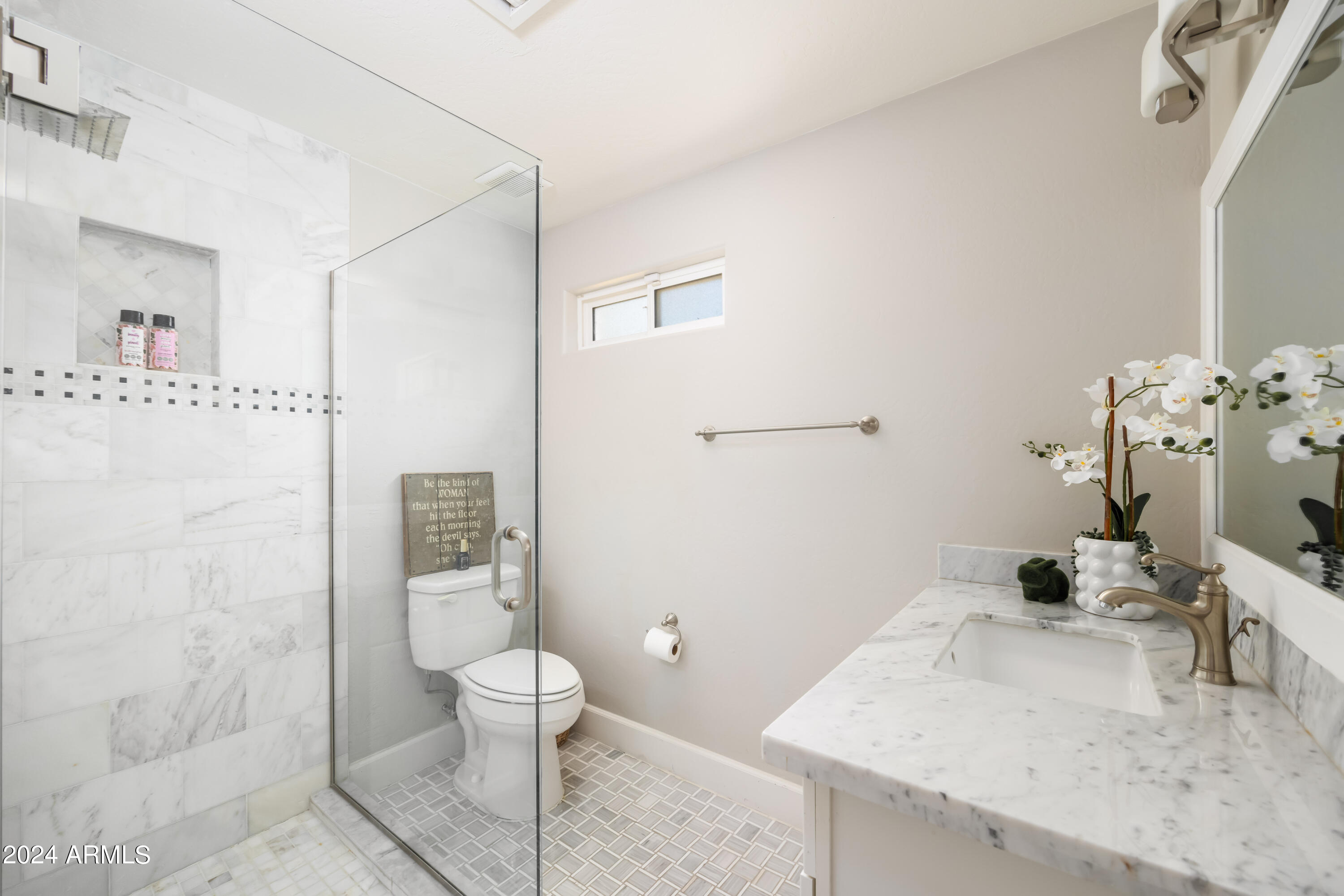 5221 N 34TH Place