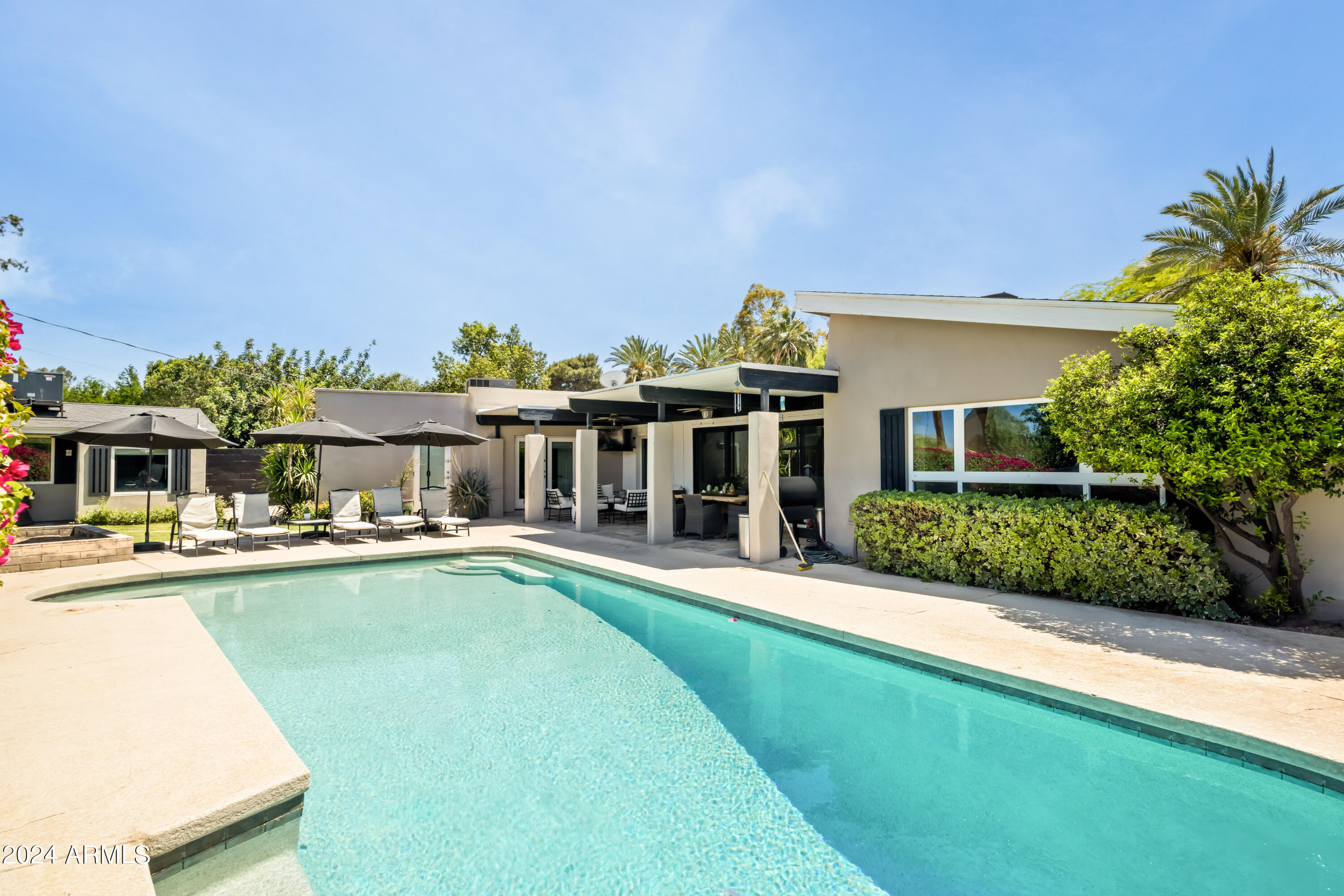 5221 N 34TH Place