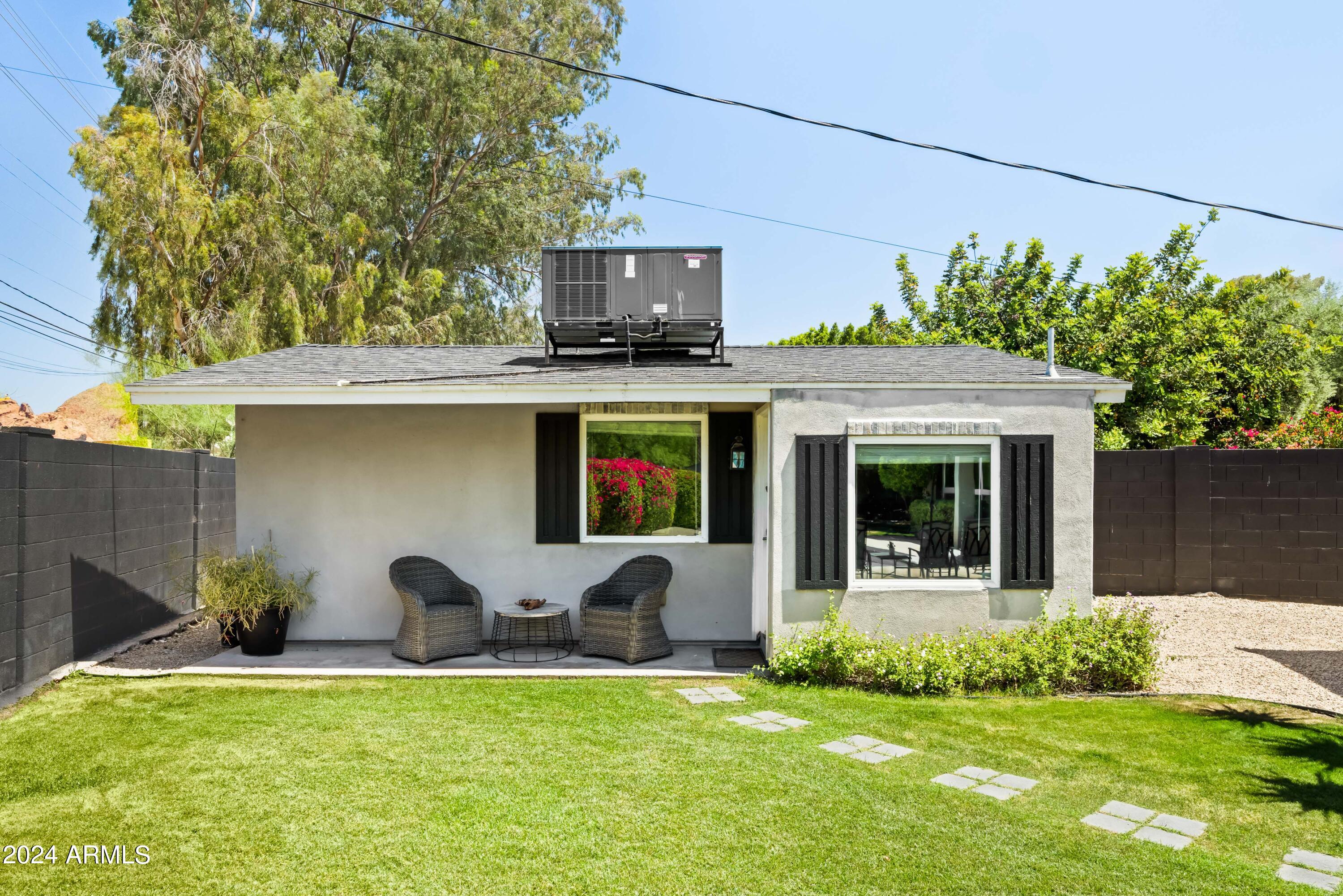 5221 N 34TH Place