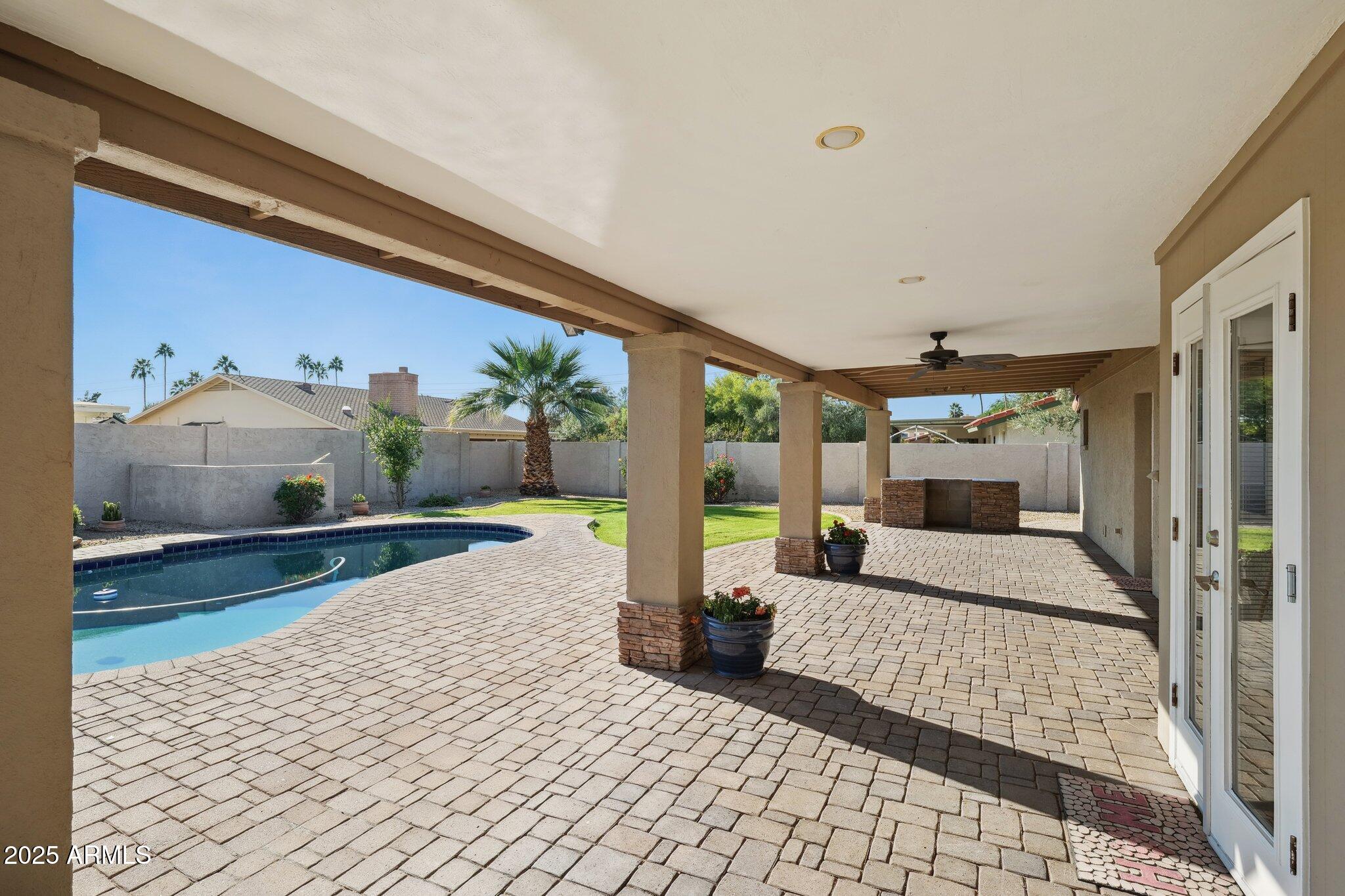 15 E KATHLEEN Road