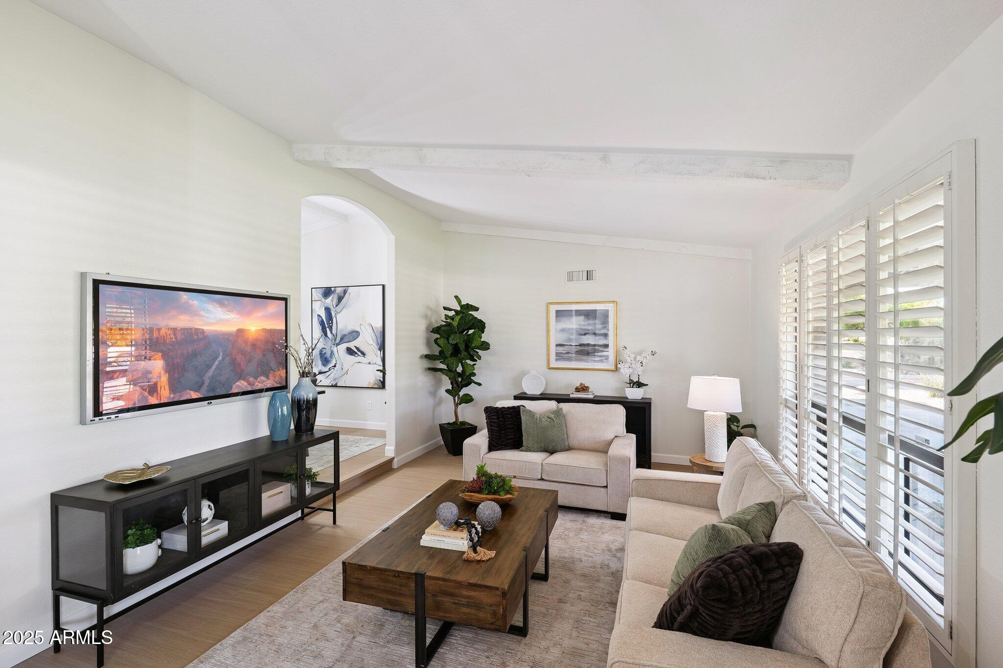 15 E KATHLEEN Road